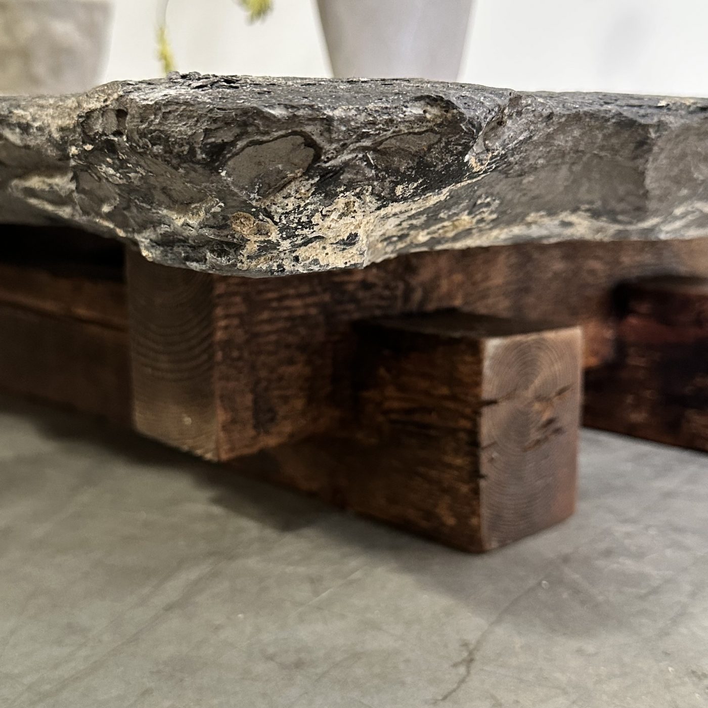 objet-vagabond-stone-sidetables0001