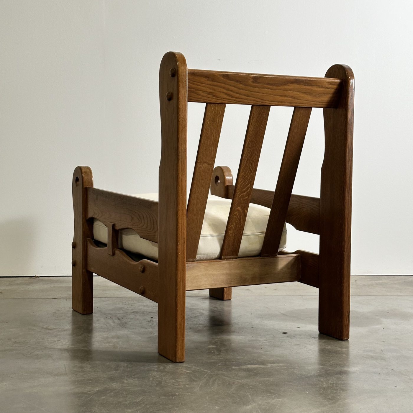 objet-vagabond-brutalist-armchairs0005