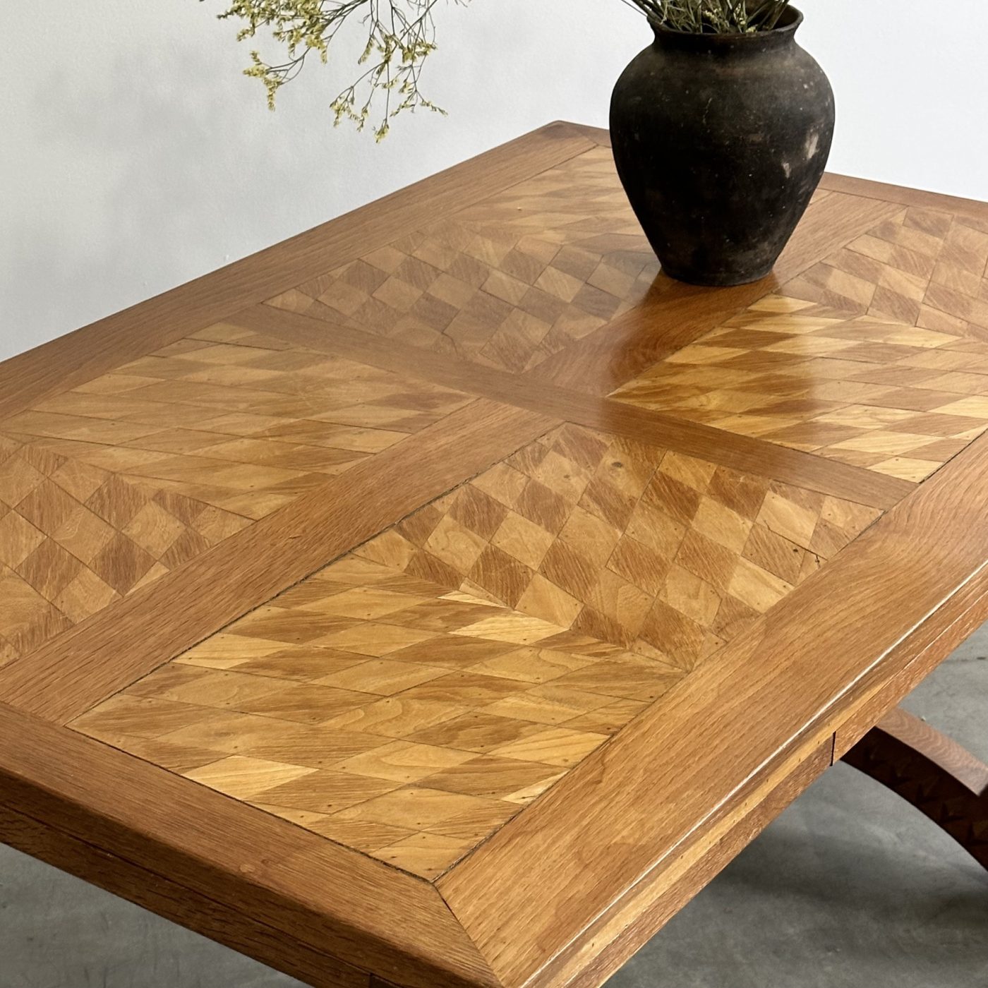 objet-vagabond-brutalist-table0004