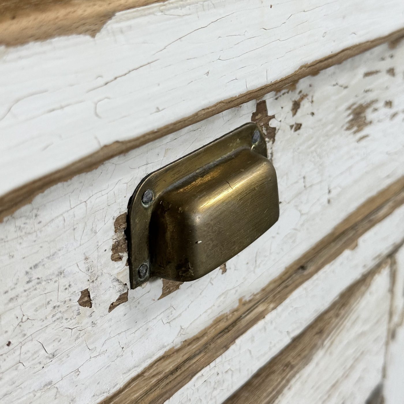 objet-vagabond-painted-cabinet0006
