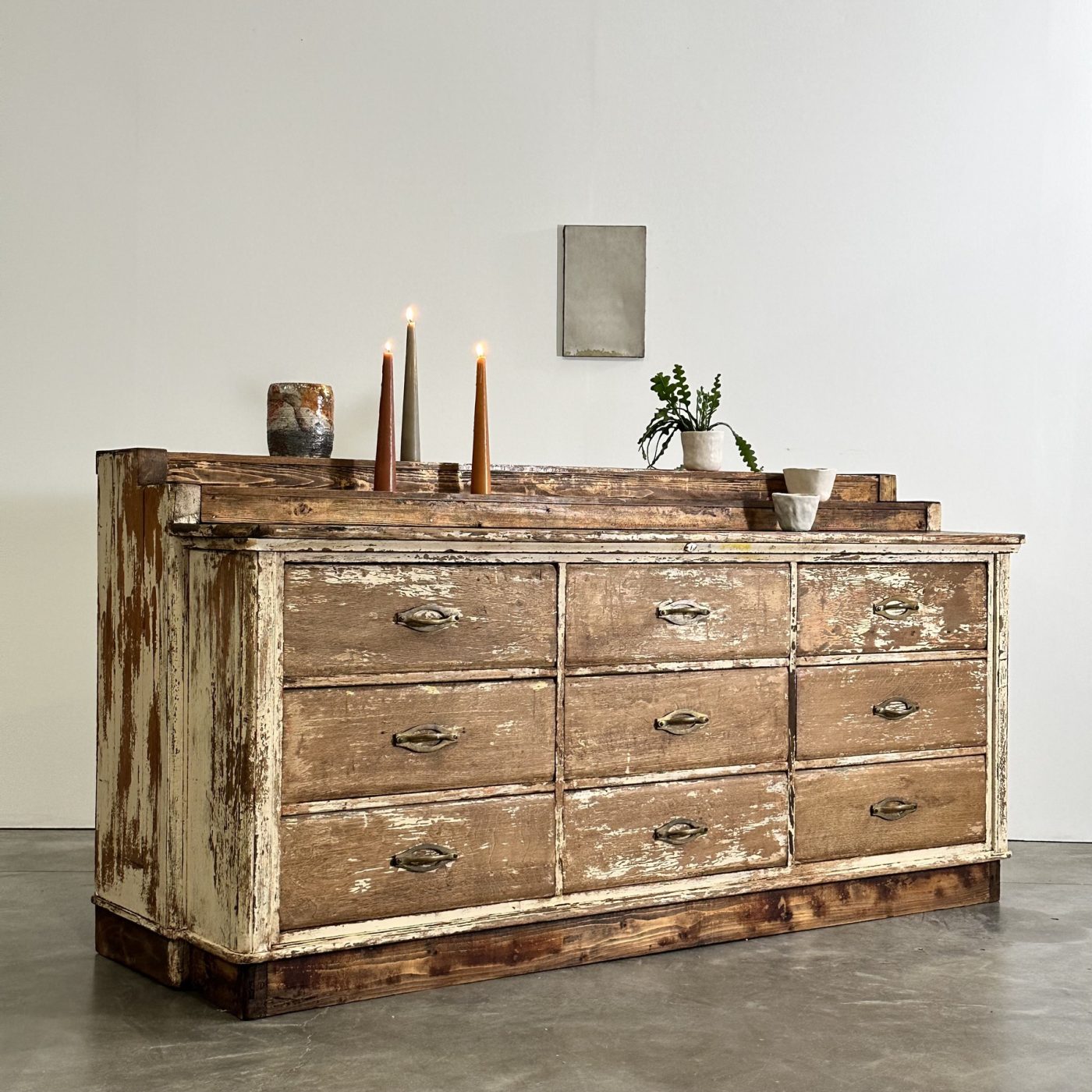 objet-vagabond-painted-chest0004