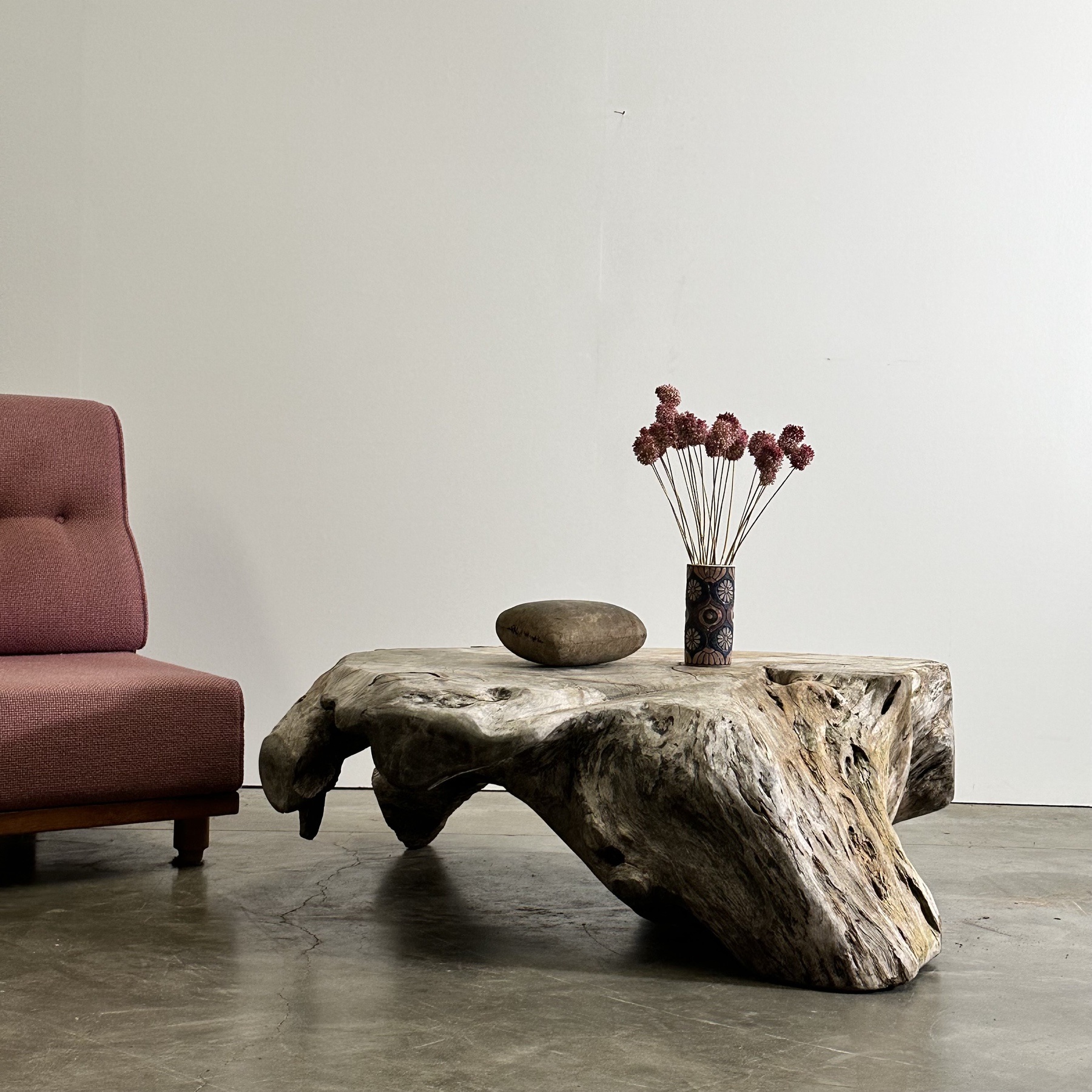 objet-vagabond-primitive-coffeetable0002