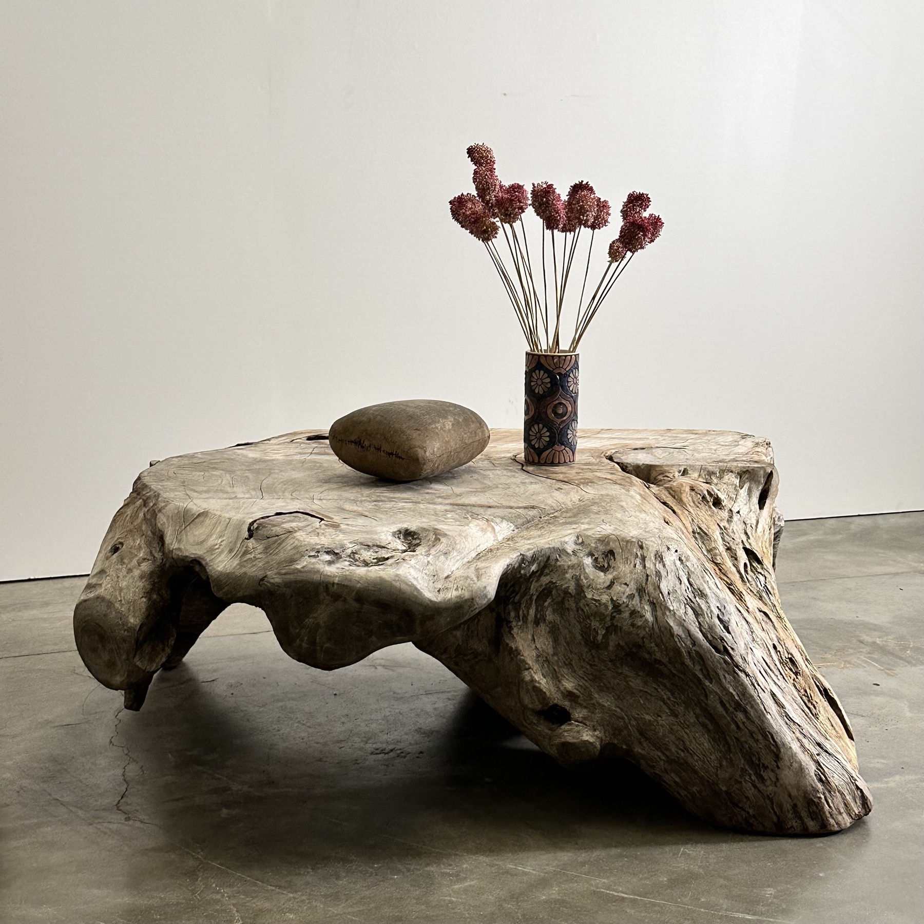 objet-vagabond-primitive-coffeetable0003