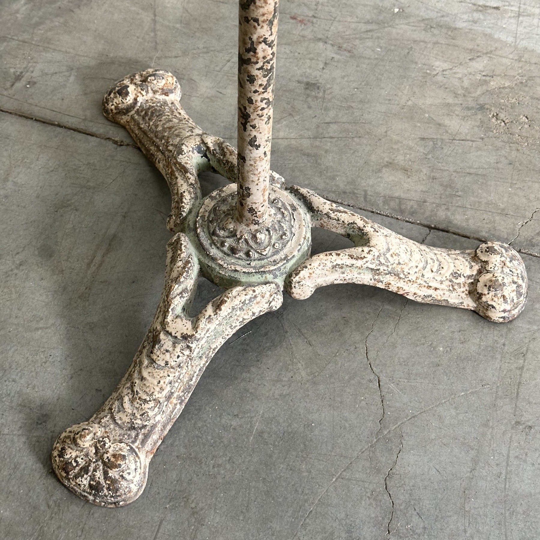 objet-vagabond-bistrot-gueridon0003