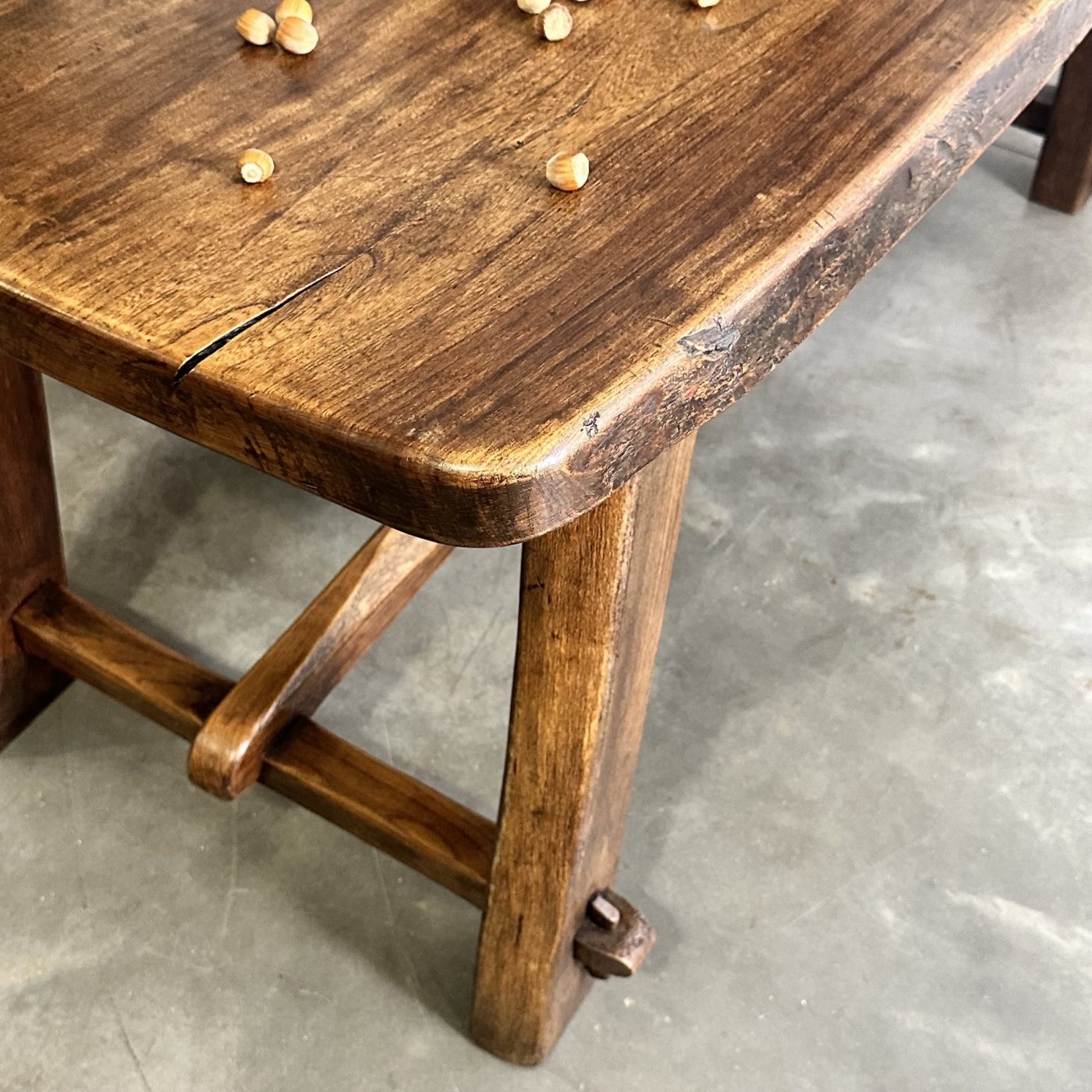 objet-vagabond-elm-table0006