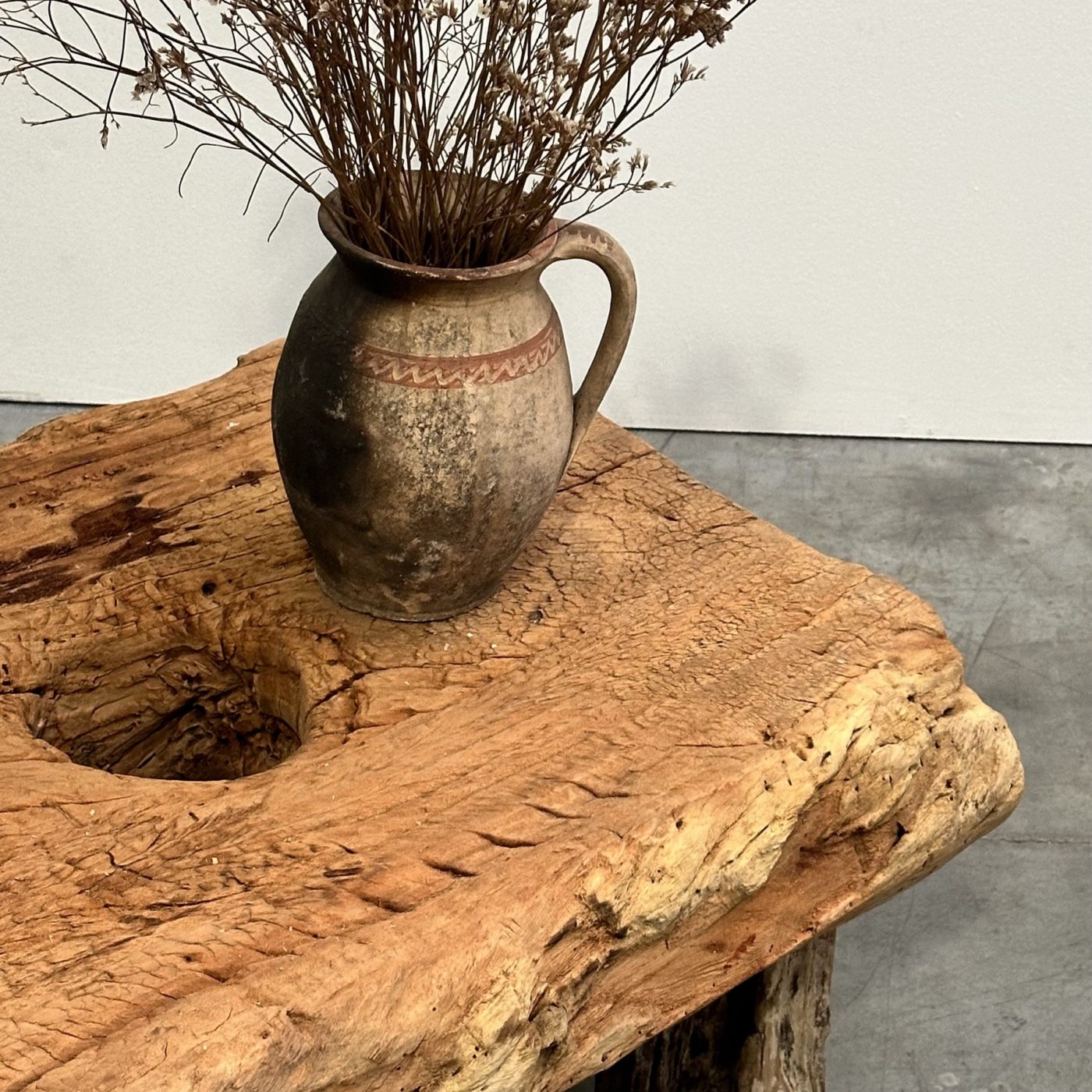 objet-vagabond-primitive-table0000