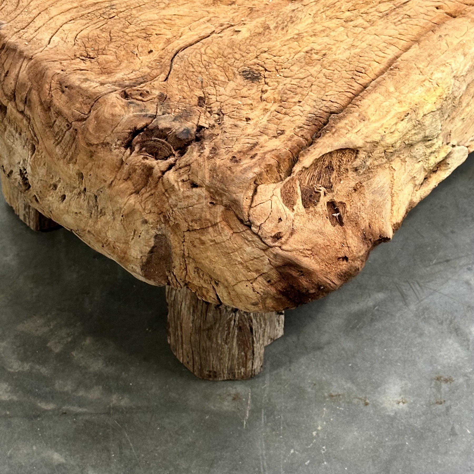 objet-vagabond-primitive-table0001