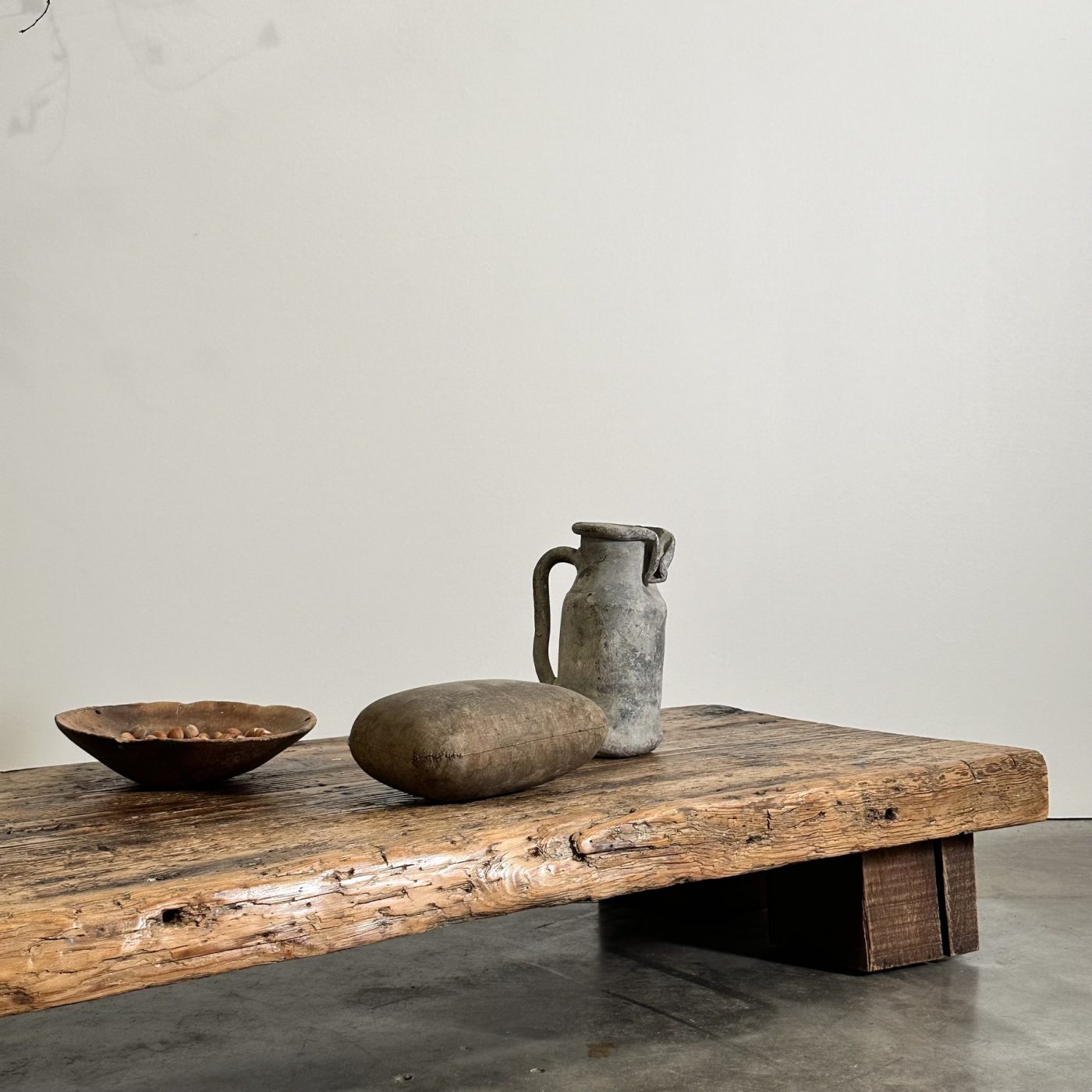 objet-vagabond-primitve-coffeetable0005