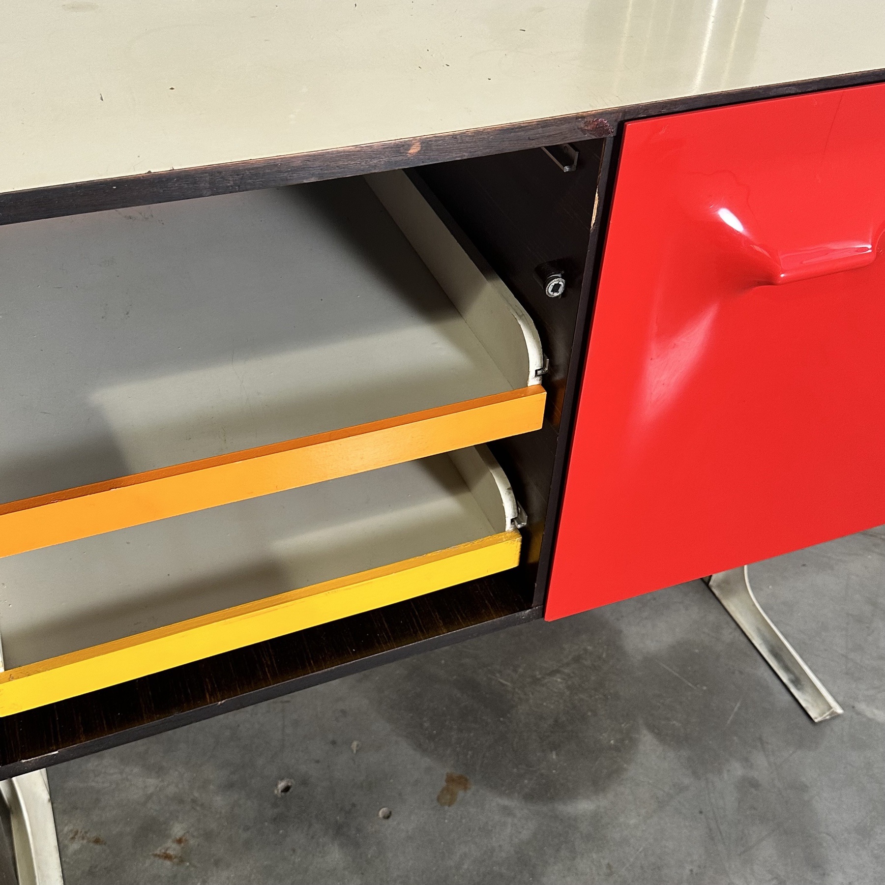 objet-vagabond-raymondloewy0000