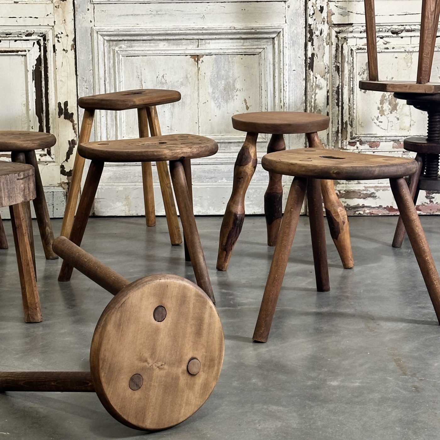 objet-vagabond-stools-collection0003