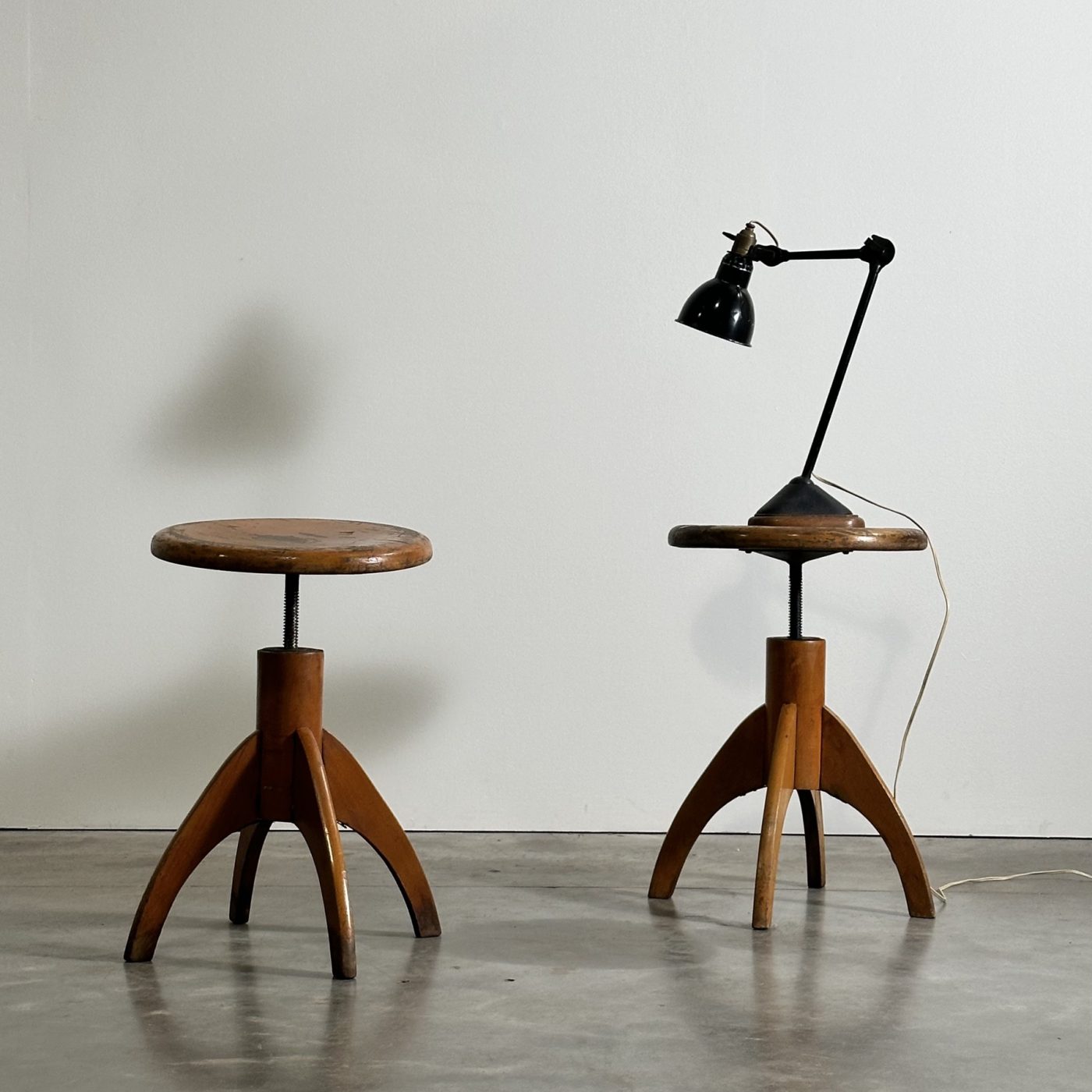 objet-vagabond-wooden-stool0000