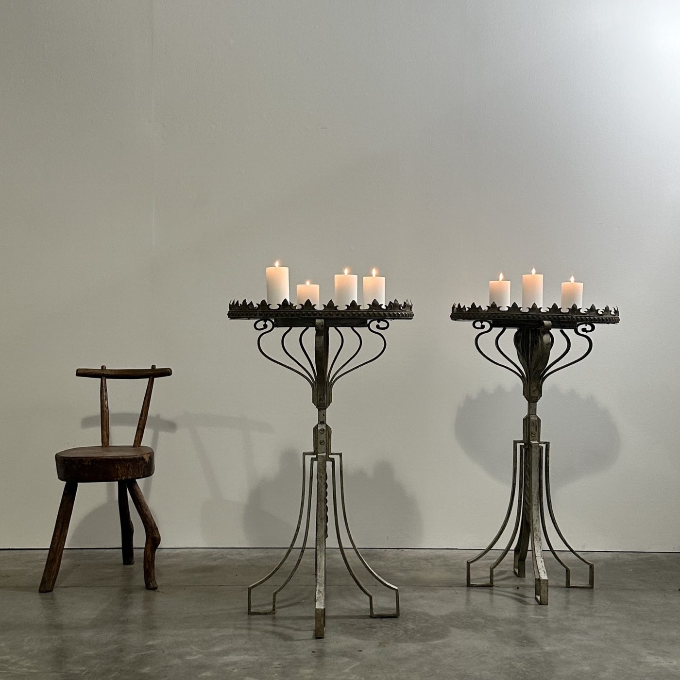objet-vagabond-wroughiton-pedestal0001