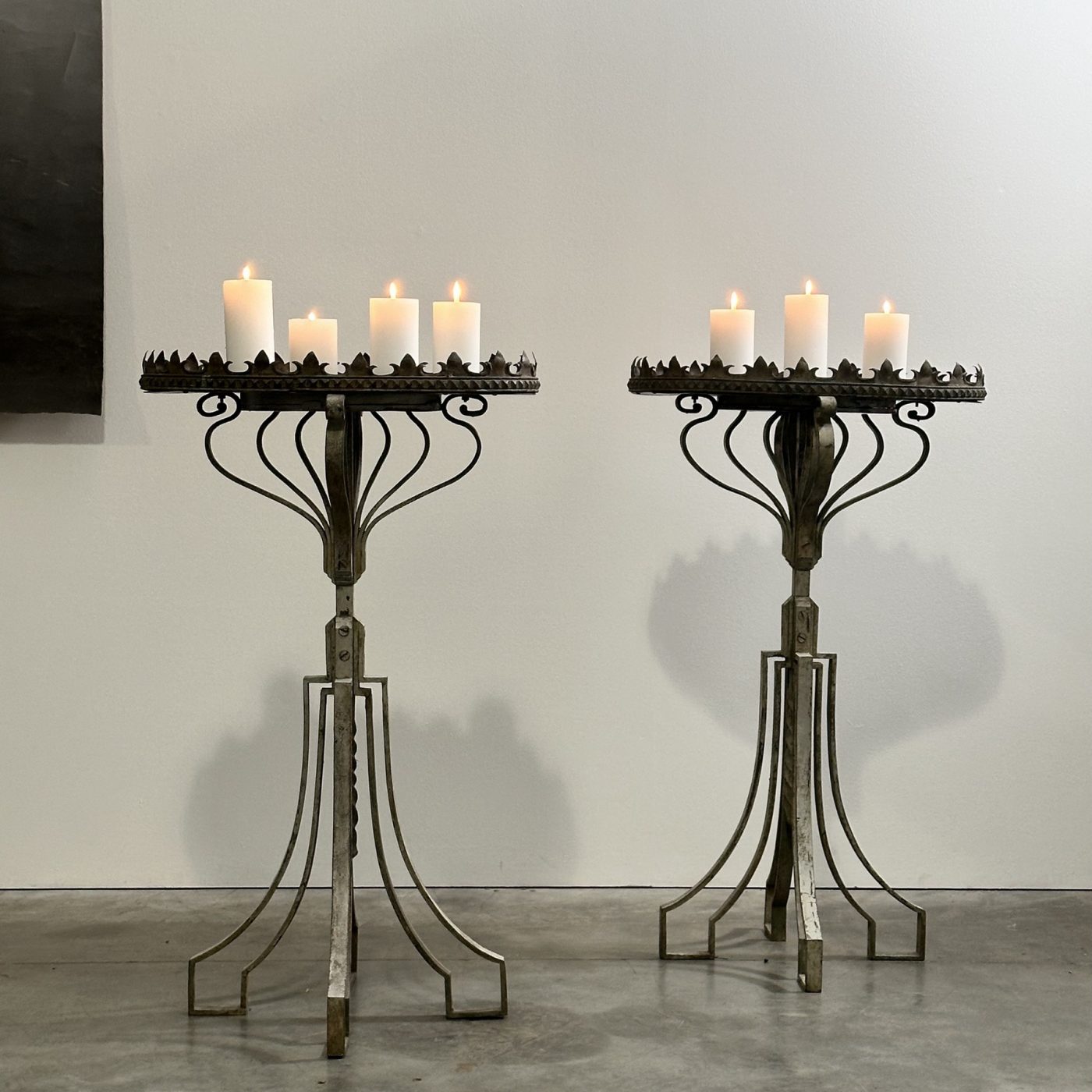 objet-vagabond-wroughiton-pedestal0009