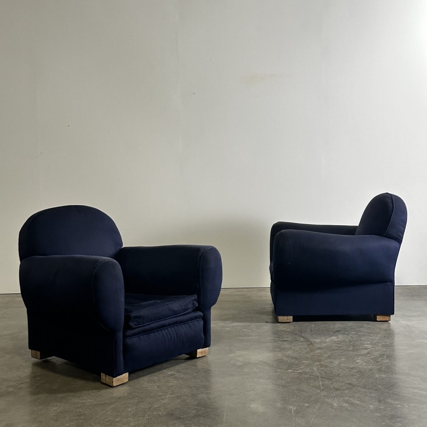objet-vagabond-club-chairs0005