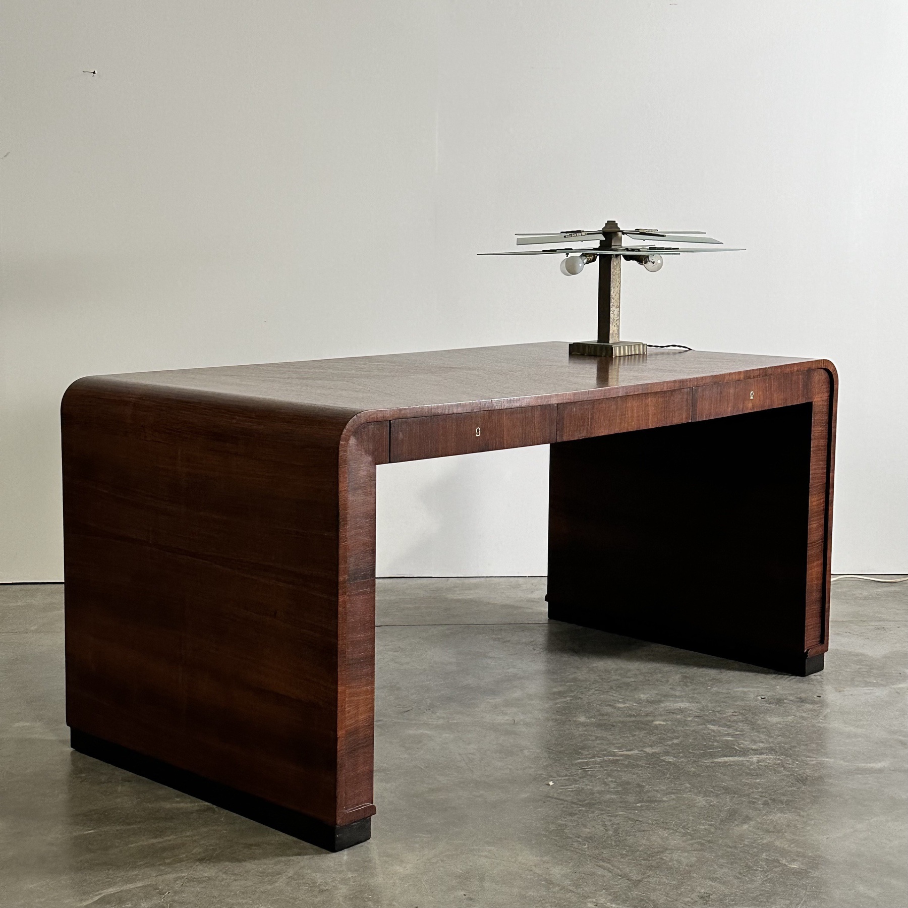 objet-vagabond-desk0001