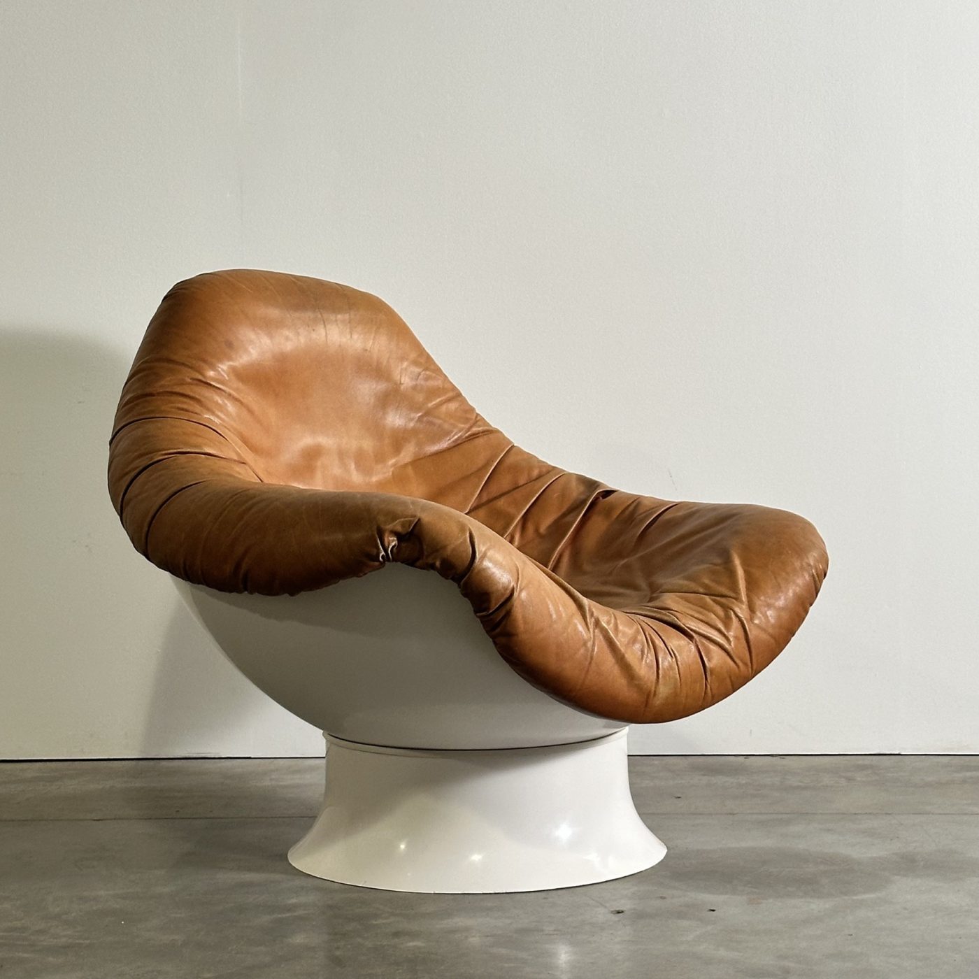 objet-vagabond-midcentury-armchair0000