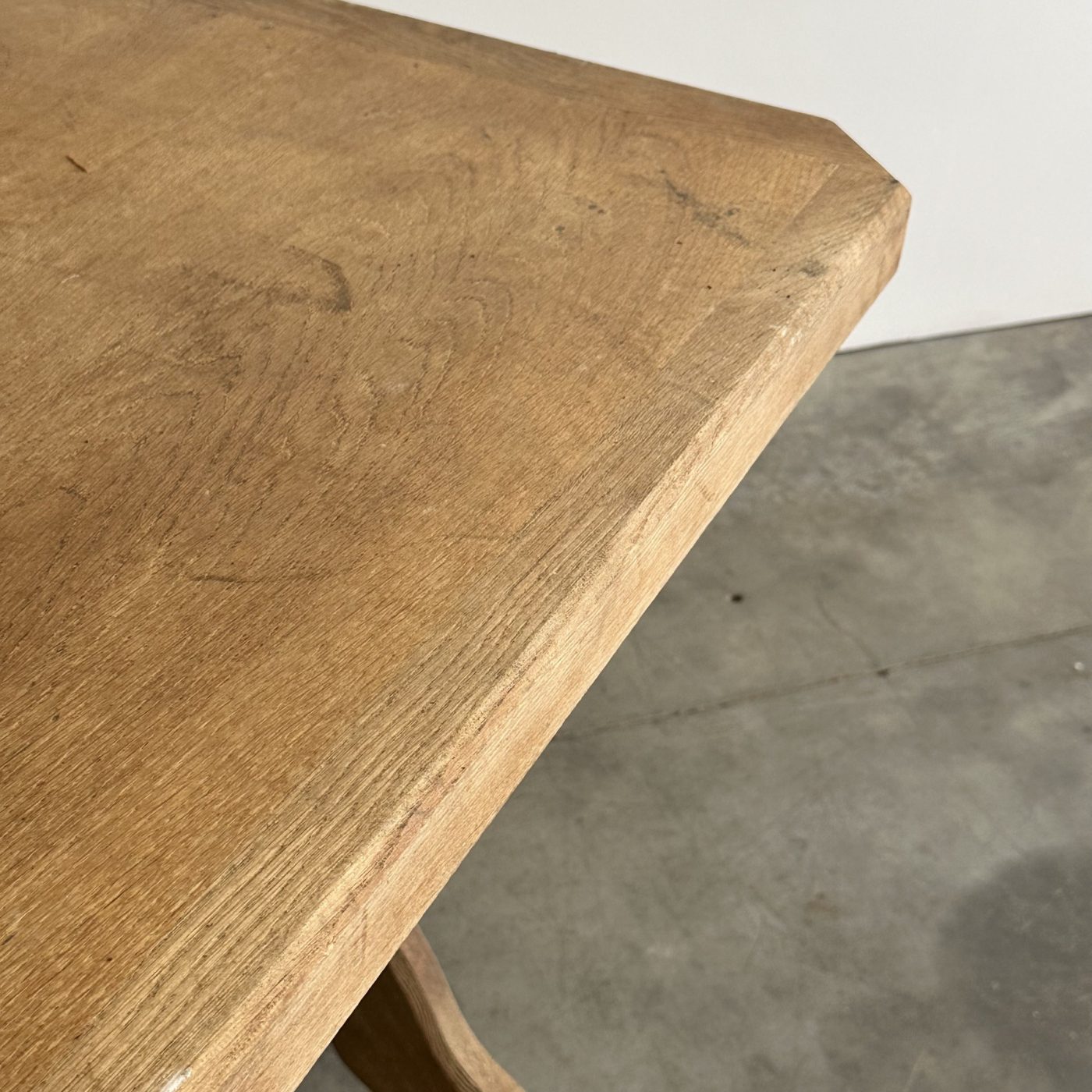 objet-vagabond-oak-tables0000