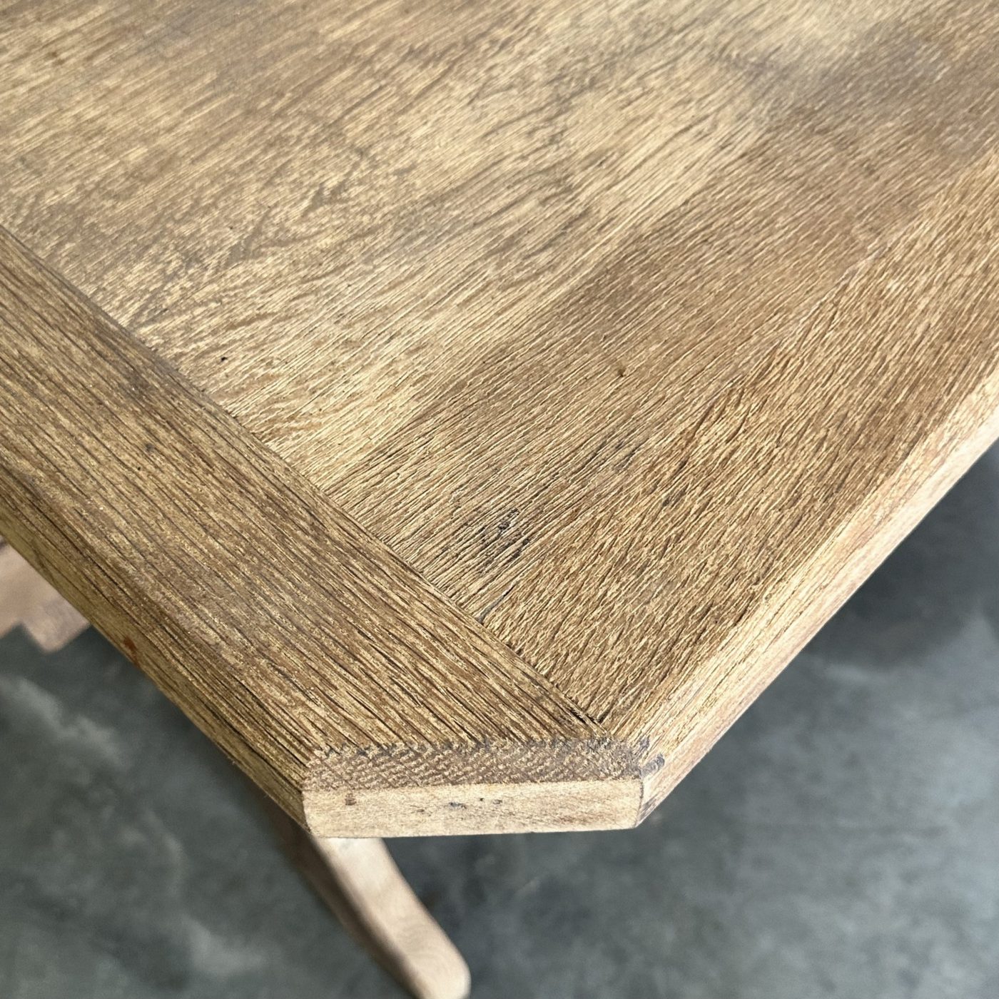 objet-vagabond-oak-tables0007