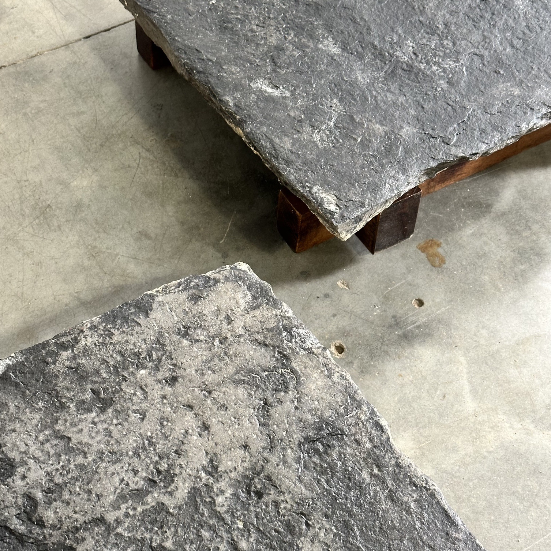 objet-vagabond-stone-coffeetables0002