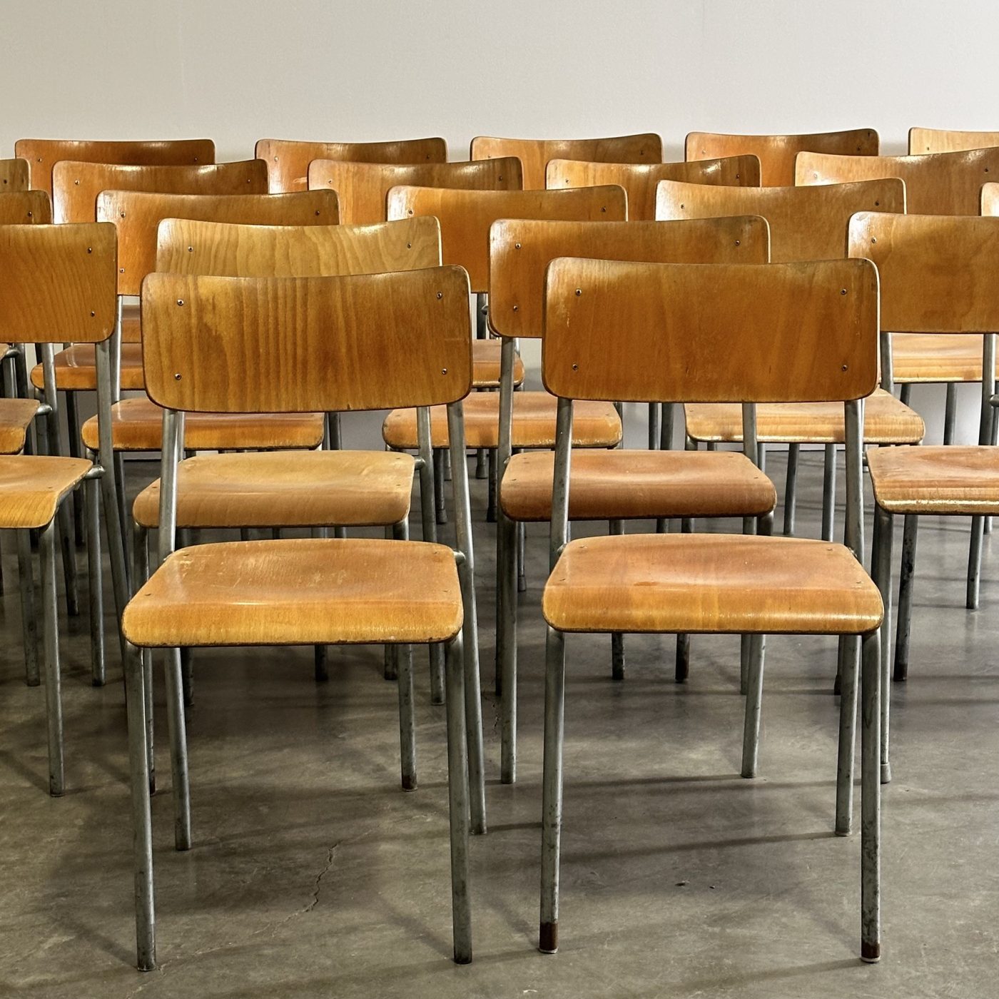 objet-vagabond-school-chairs0000