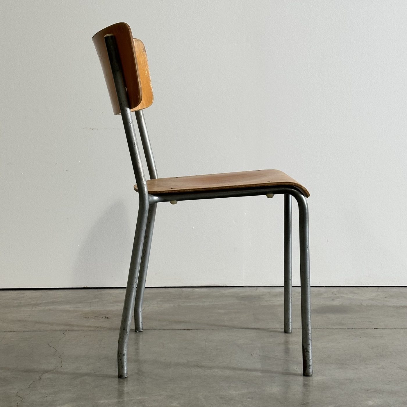 objet-vagabond-school-chairs0003