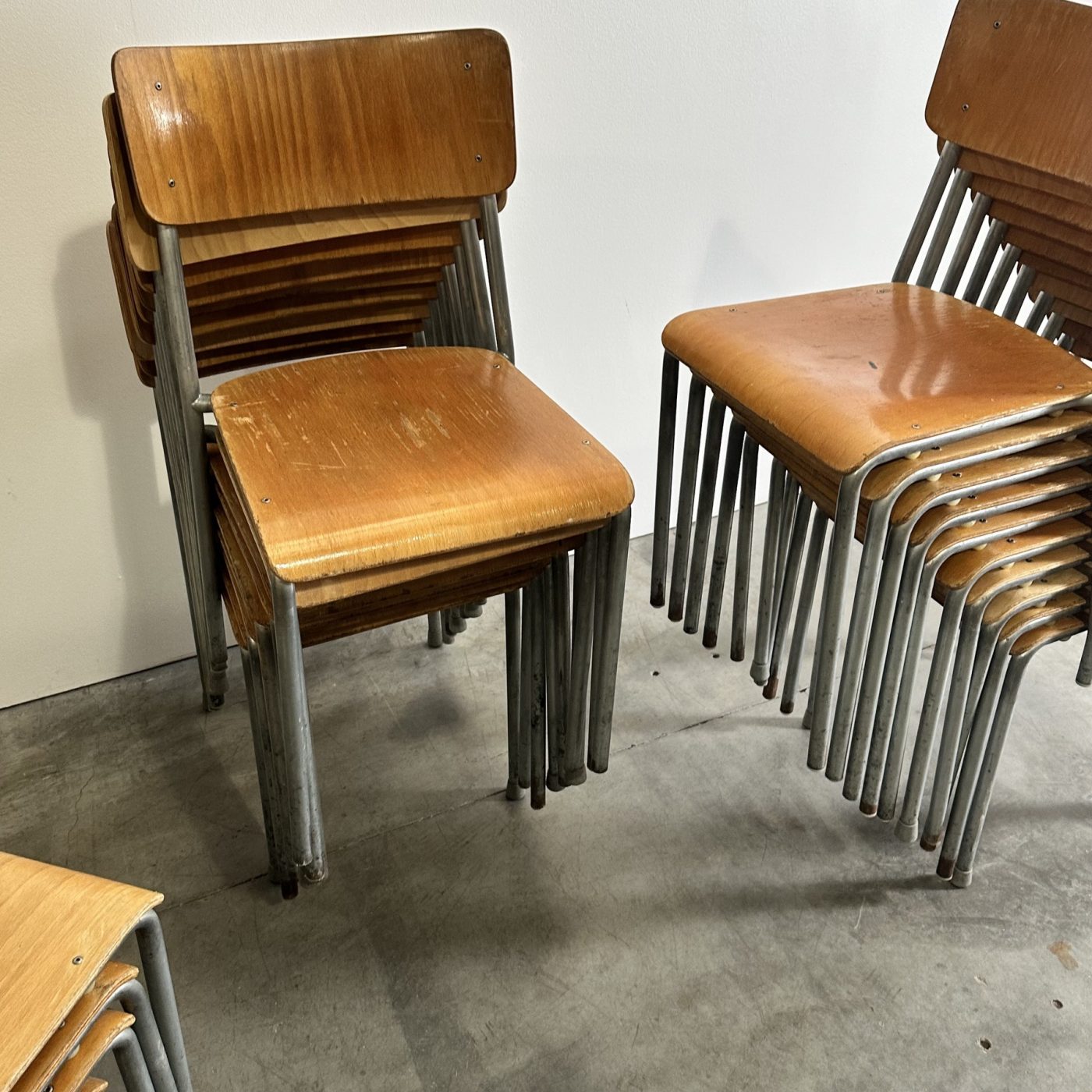 objet-vagabond-school-chairs0005