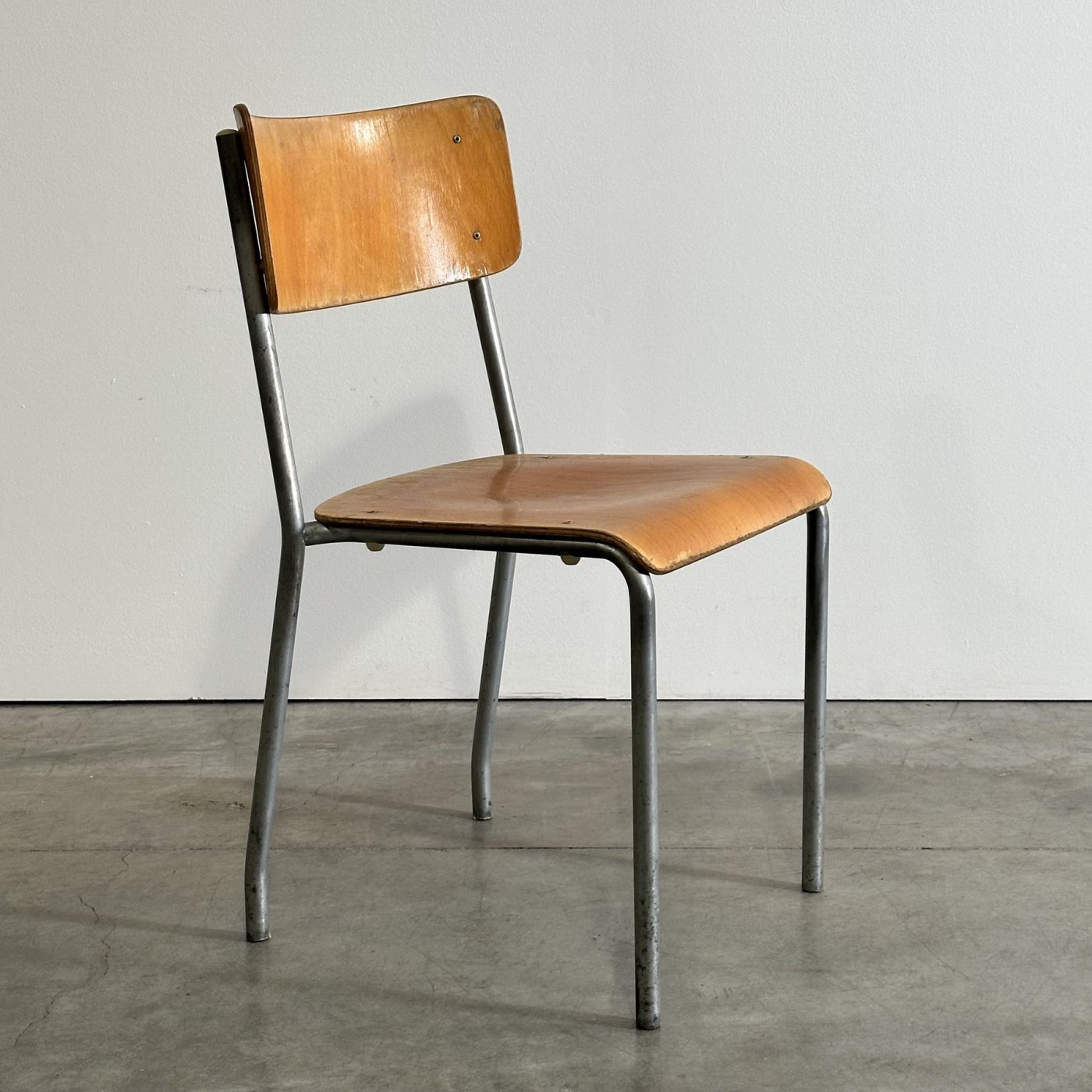 objet-vagabond-school-chairs0006