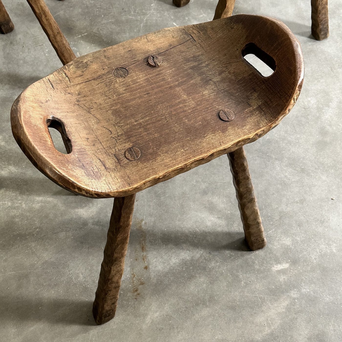 objet-vagabond-wooden-stools0001