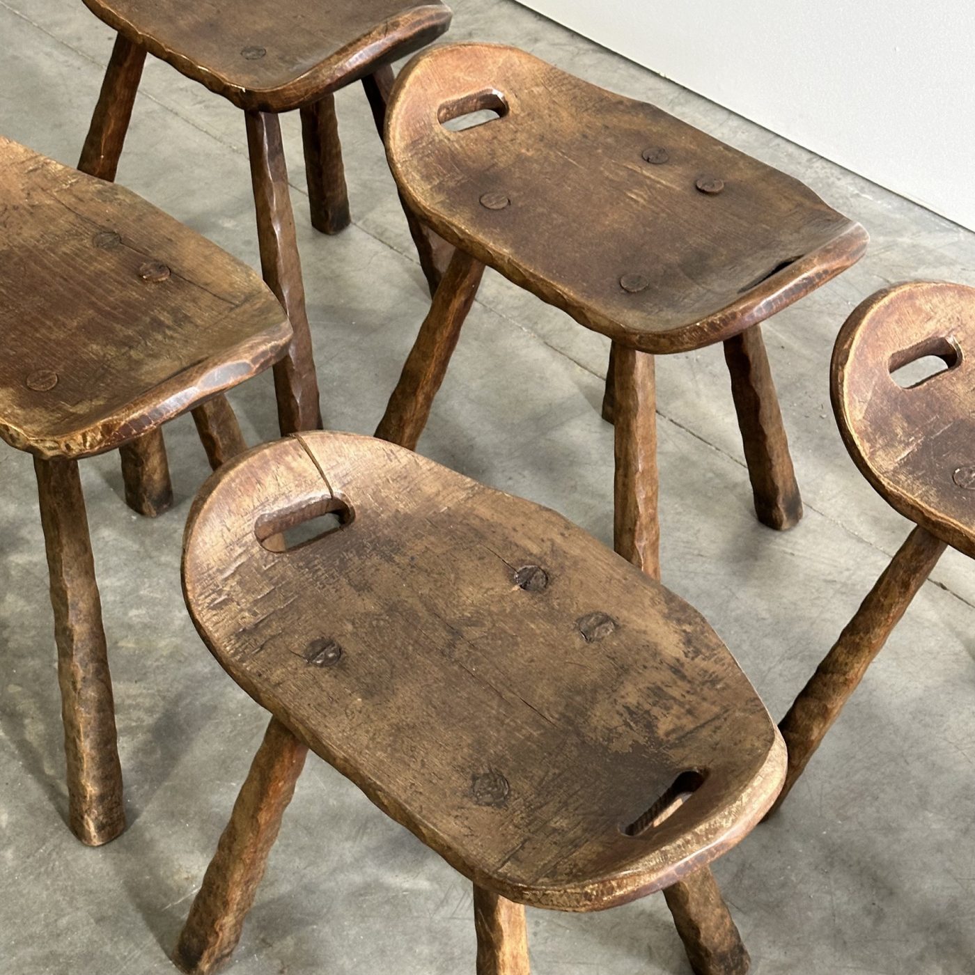 objet-vagabond-wooden-stools0008