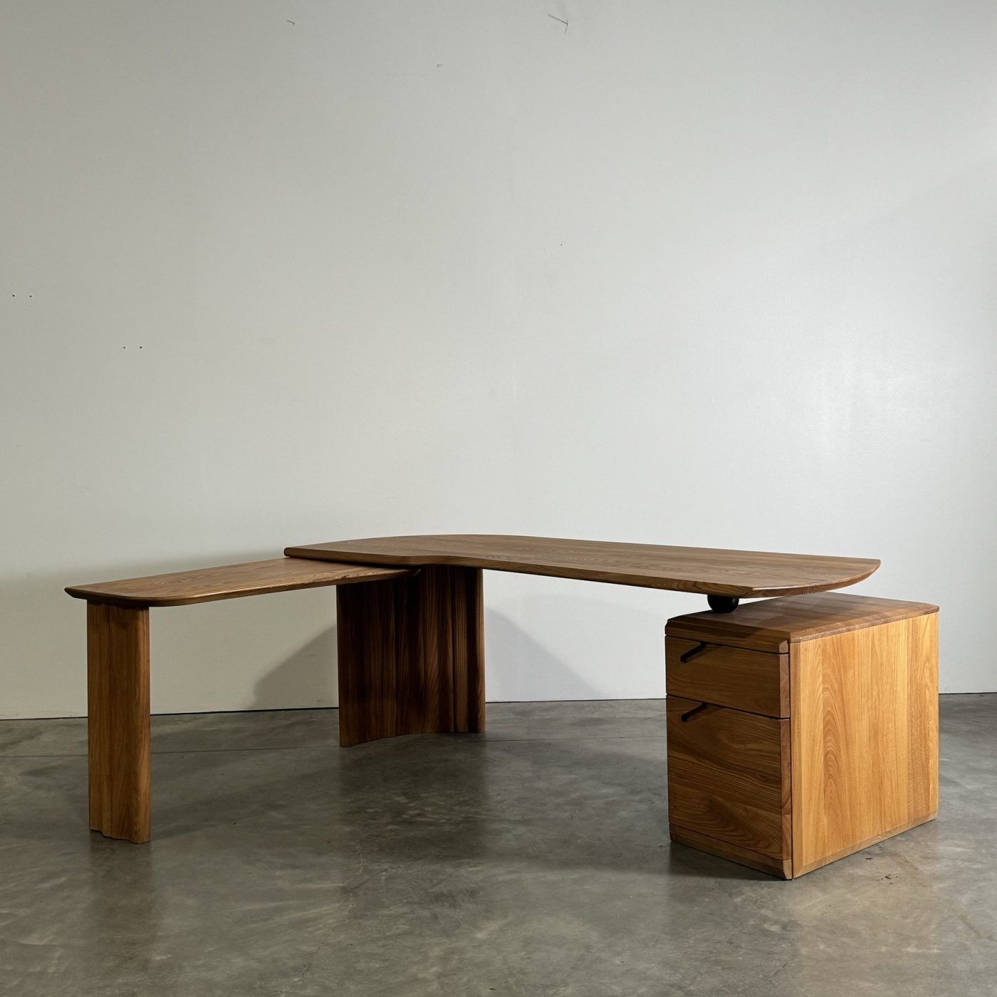 objet-vagabond-midcentury-desk0001