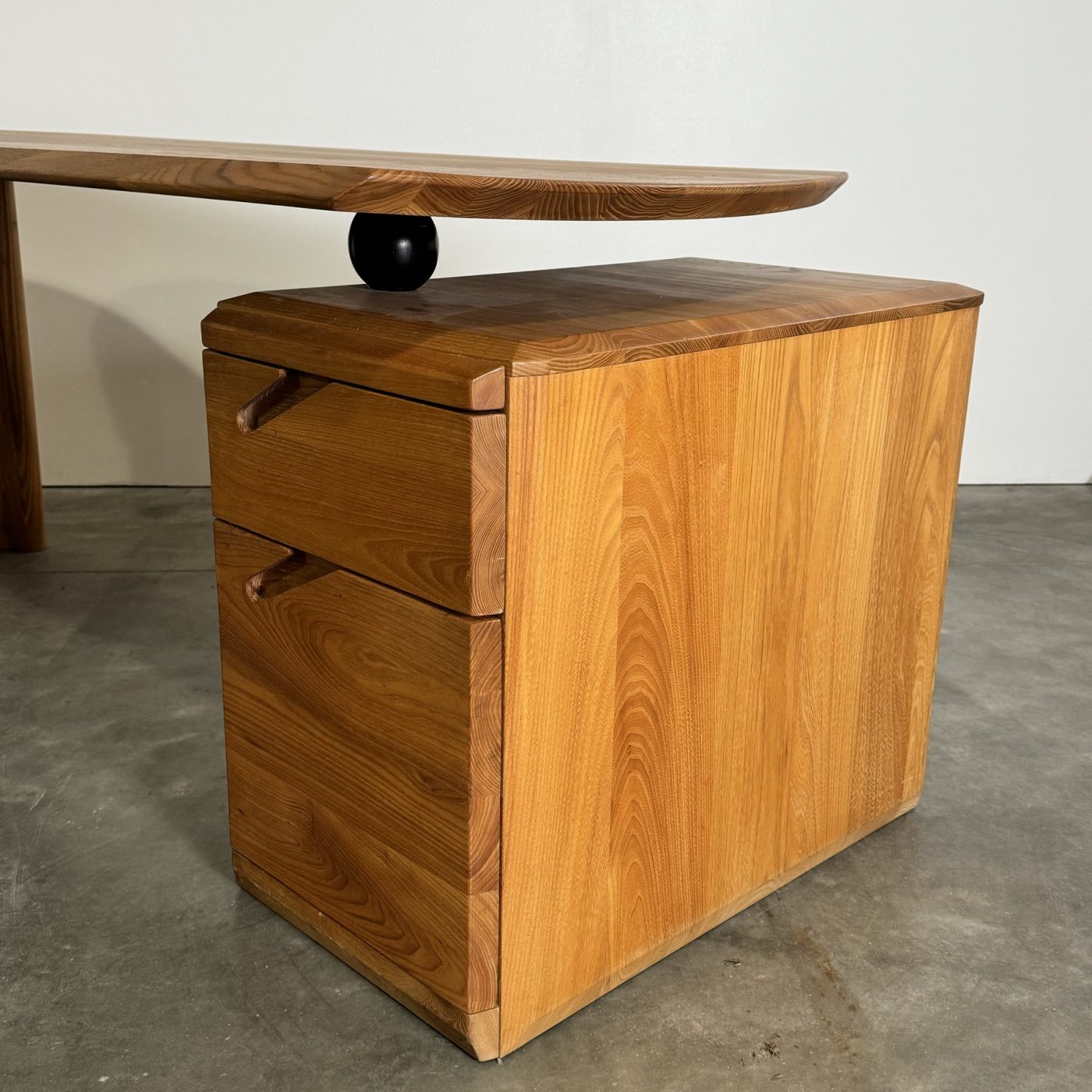 objet-vagabond-midcentury-desk0007