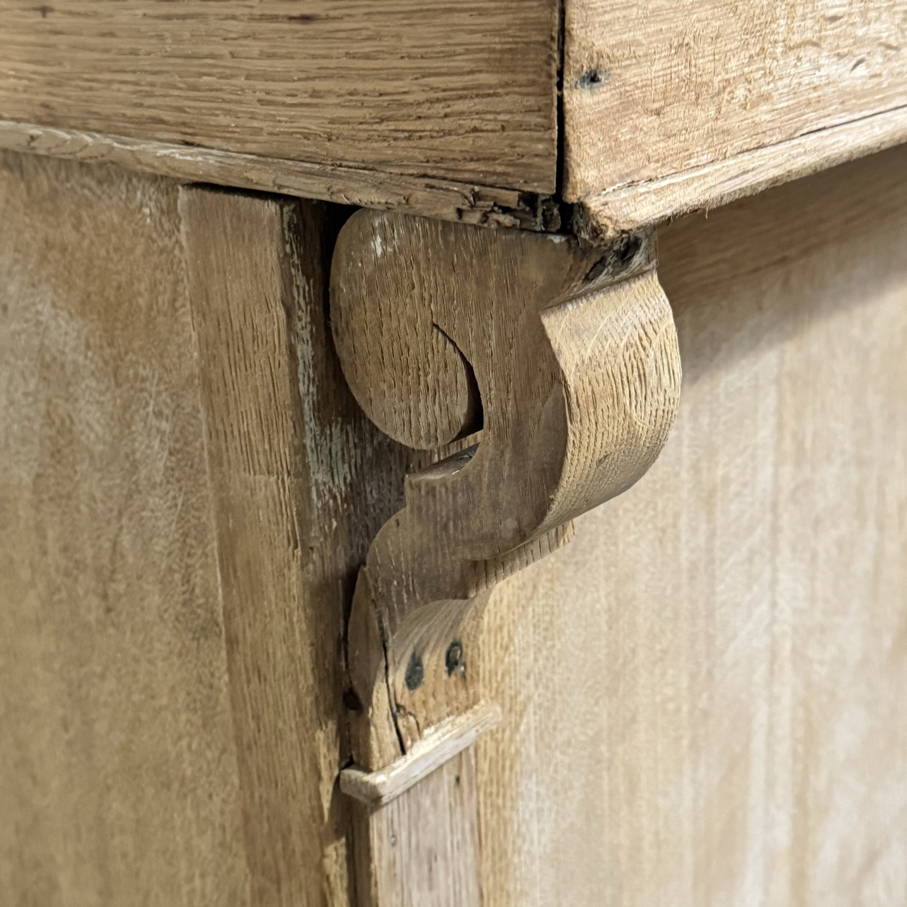 objet-vagabond-oak-counter0006