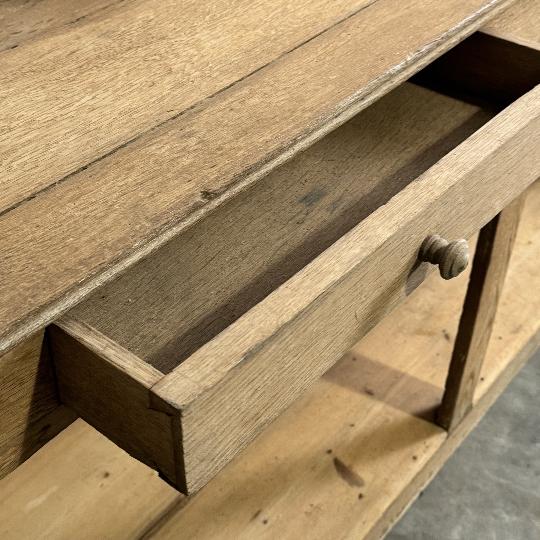 objet-vagabond-oak-counter0008