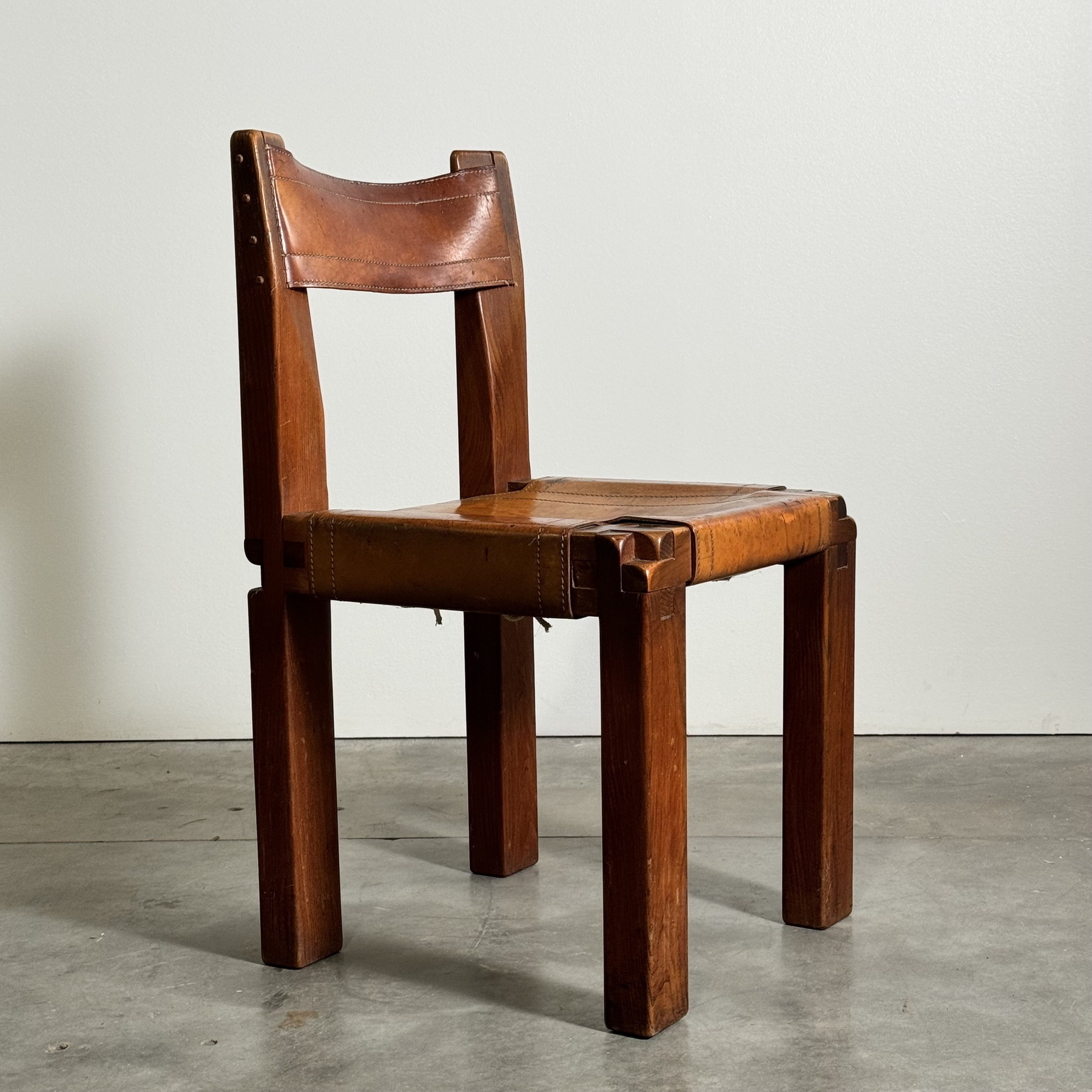 objet-vagabond-pierrechapo-chairs0012