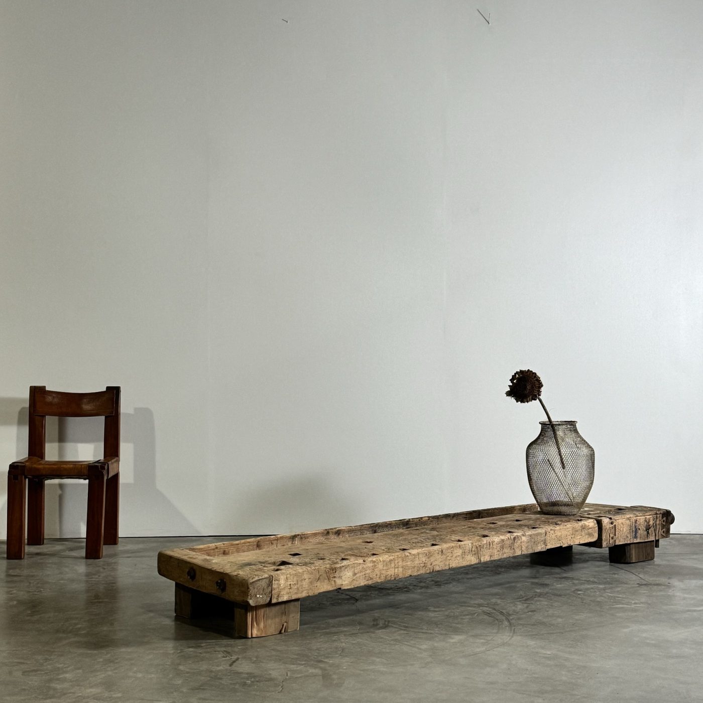 objet-vagabond-primitive-coffeetable0006