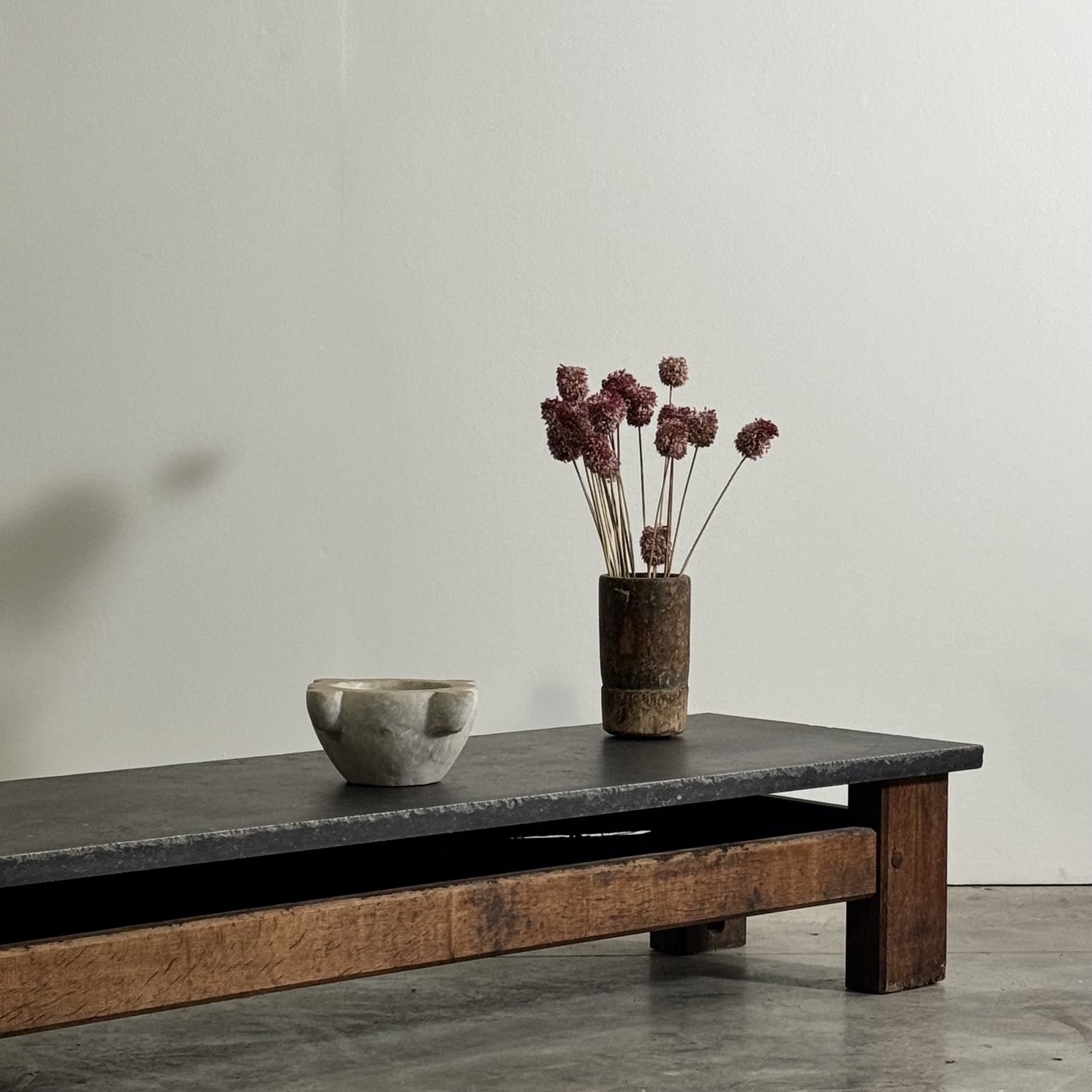 objet-vagabond-stone-coffeetable0000