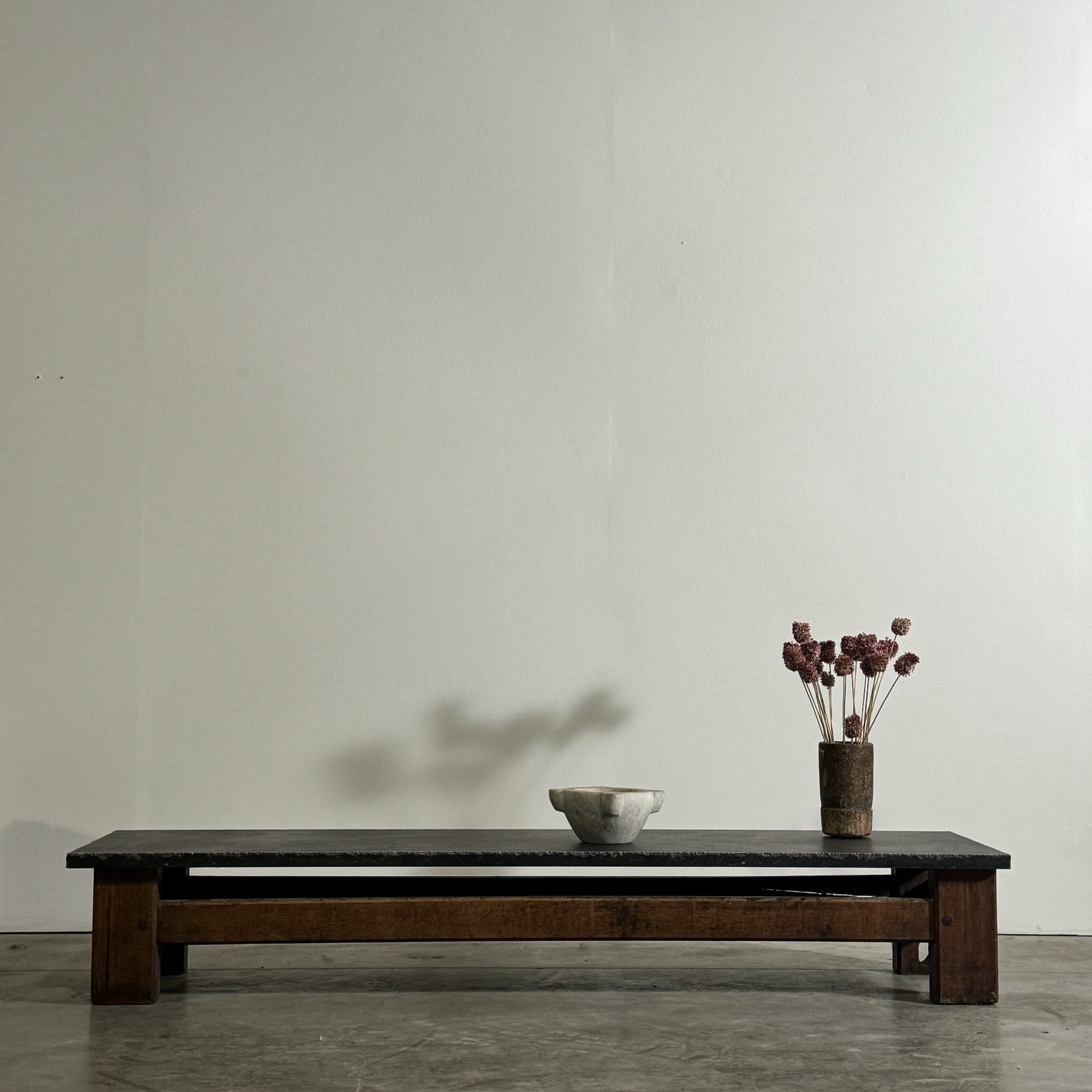 objet-vagabond-stone-coffeetable0002