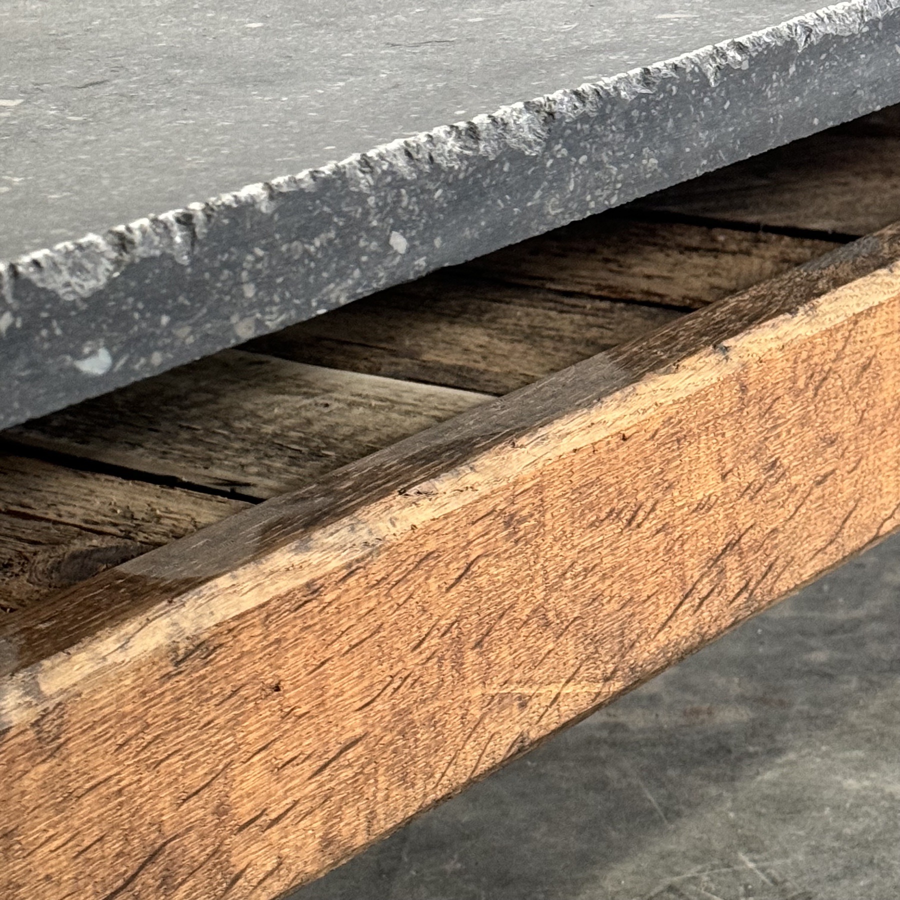 objet-vagabond-stone-coffeetable0006