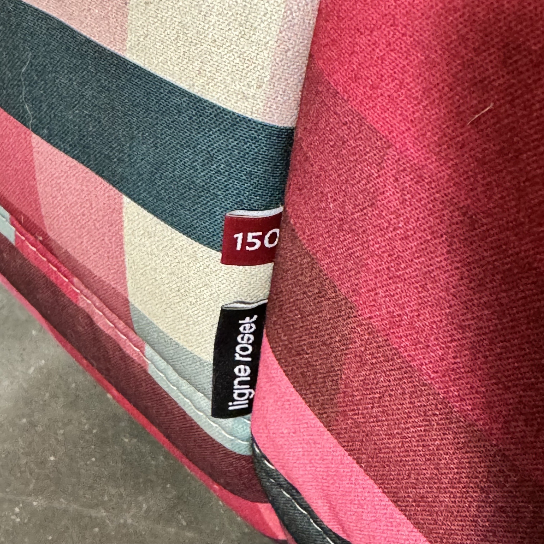 objet-vagabond-togo-sofa0004