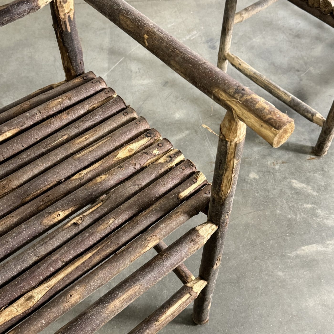 objet-vagabond-amrchairs0000