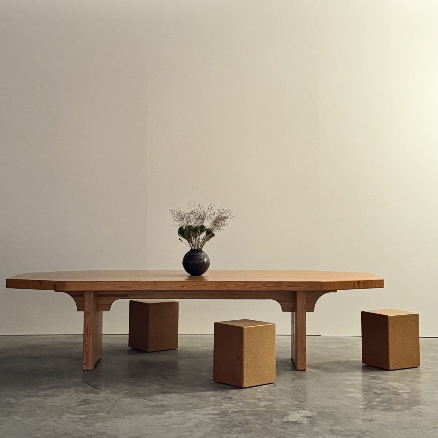 objet-vagabond-huge-diningtable0011