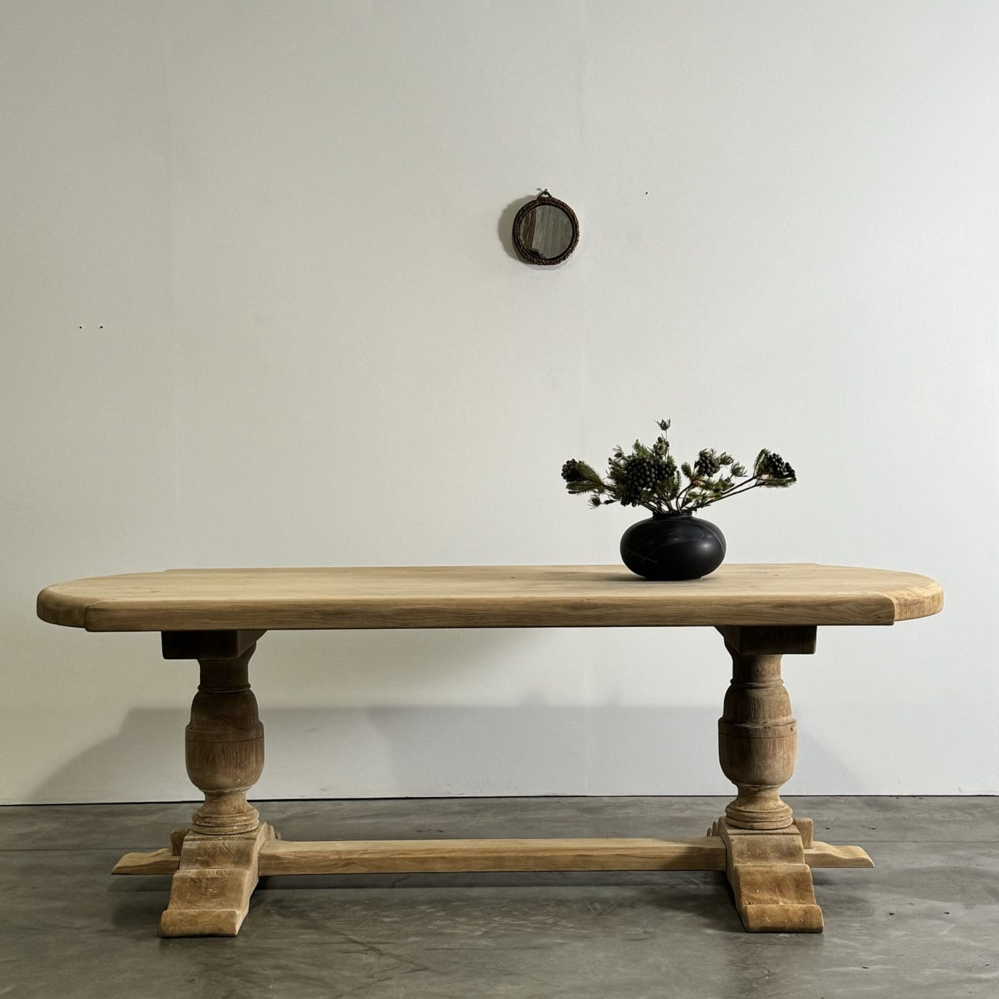 objet-vagabond-oak-table0001