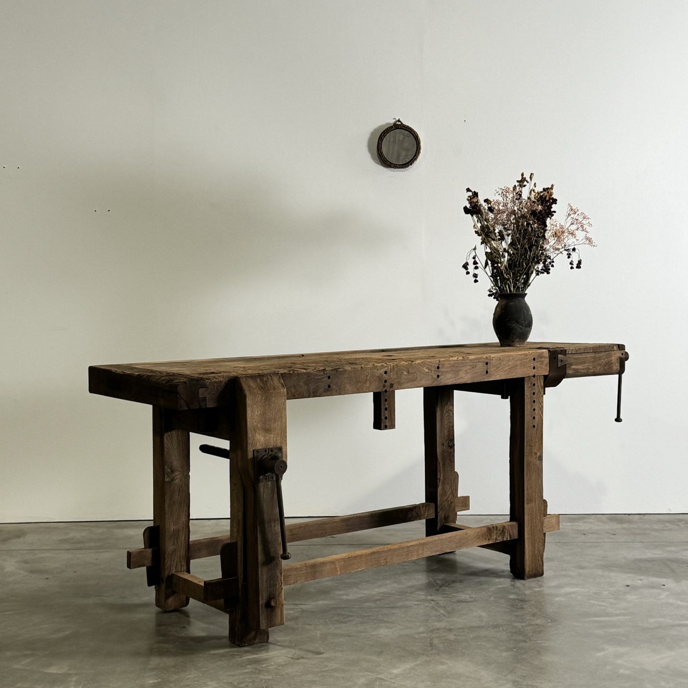 objet-vagabond-primitive-workbench0000