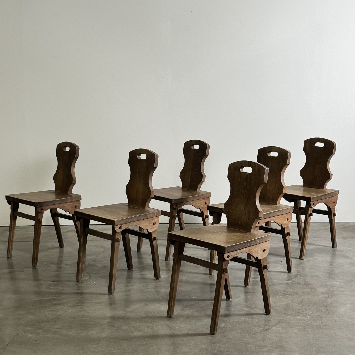 objet-vagabond-rustic-chairs0002
