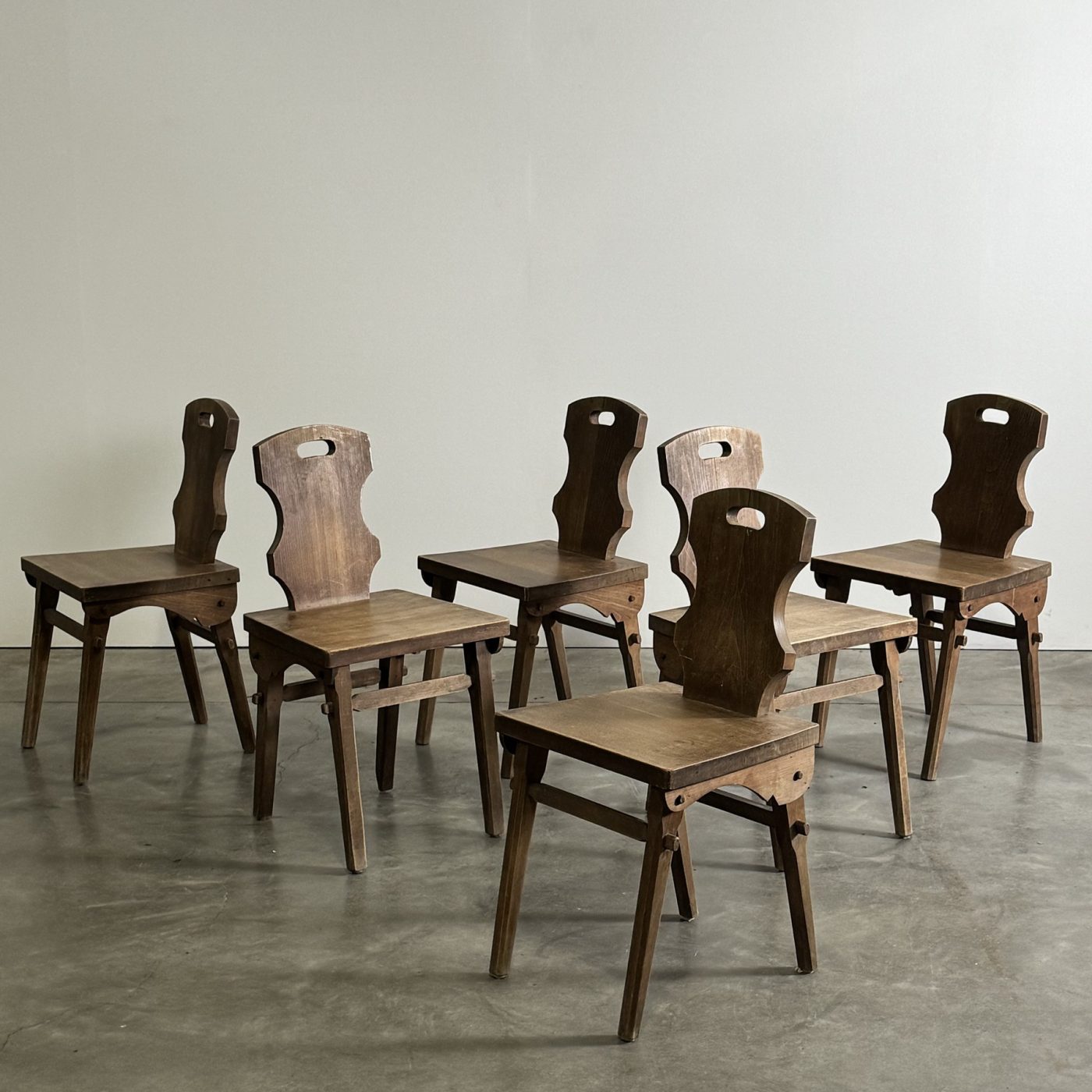 objet-vagabond-rustic-chairs0010