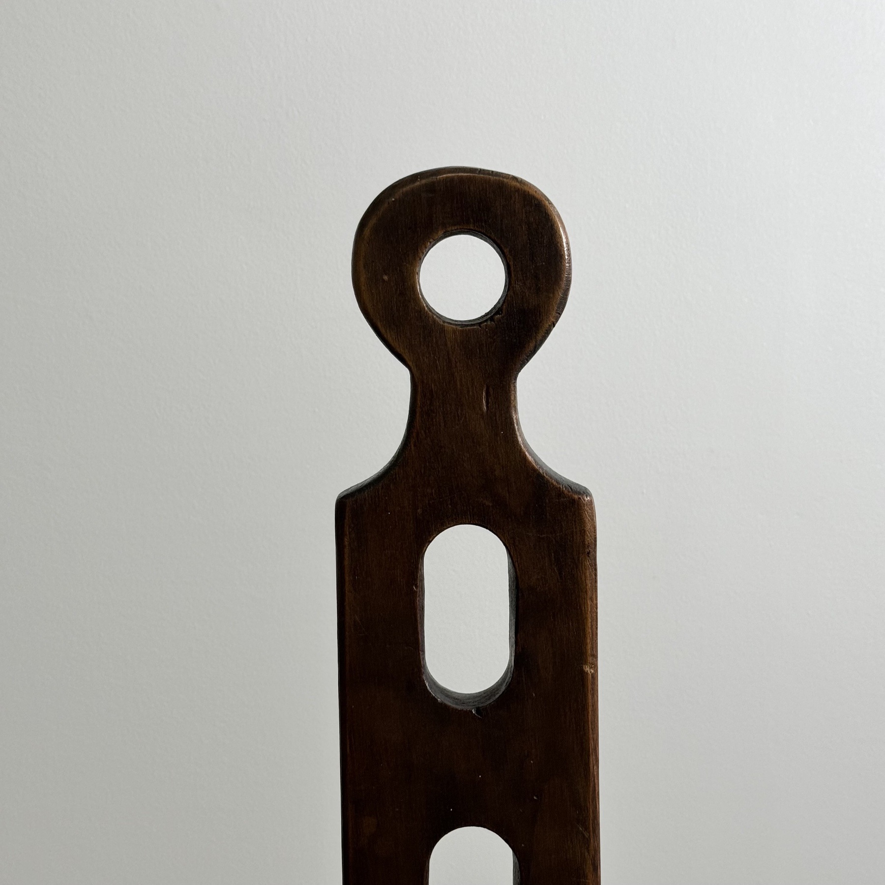 objet-vagabond-tripod-chairs0002