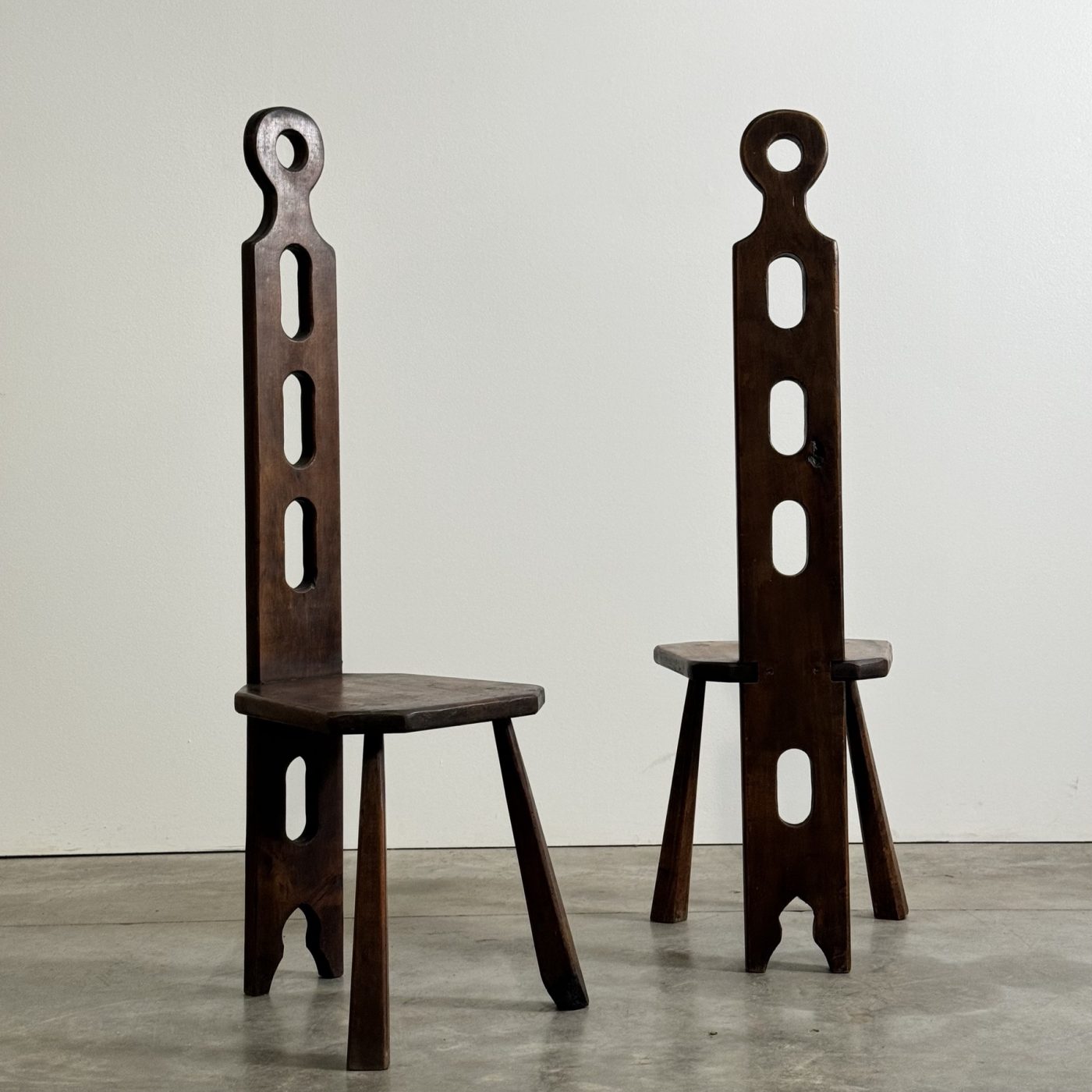 objet-vagabond-tripod-chairs0006