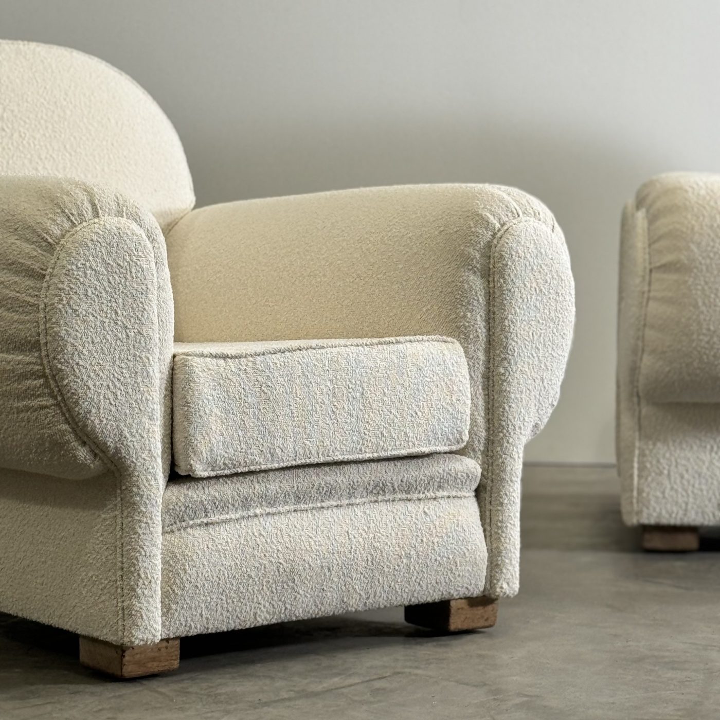 objet-vagabond-club-armchairs0002