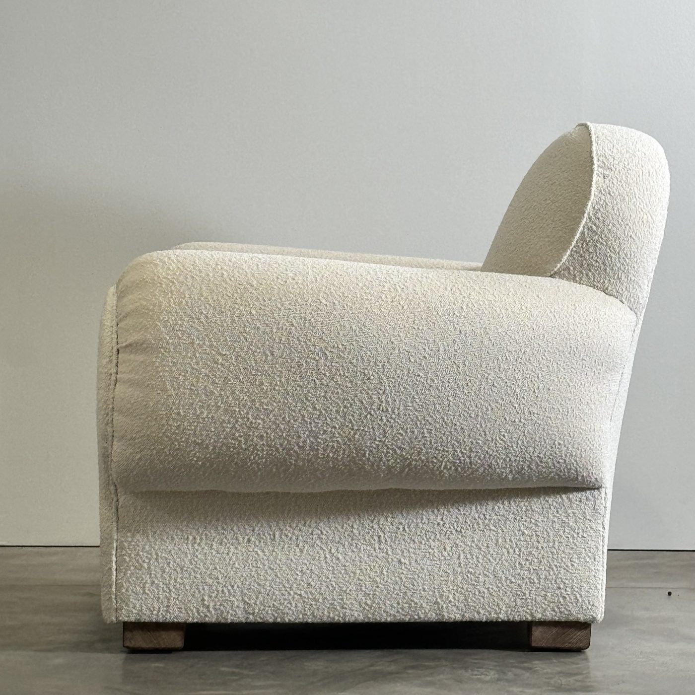 objet-vagabond-club-armchairs0006