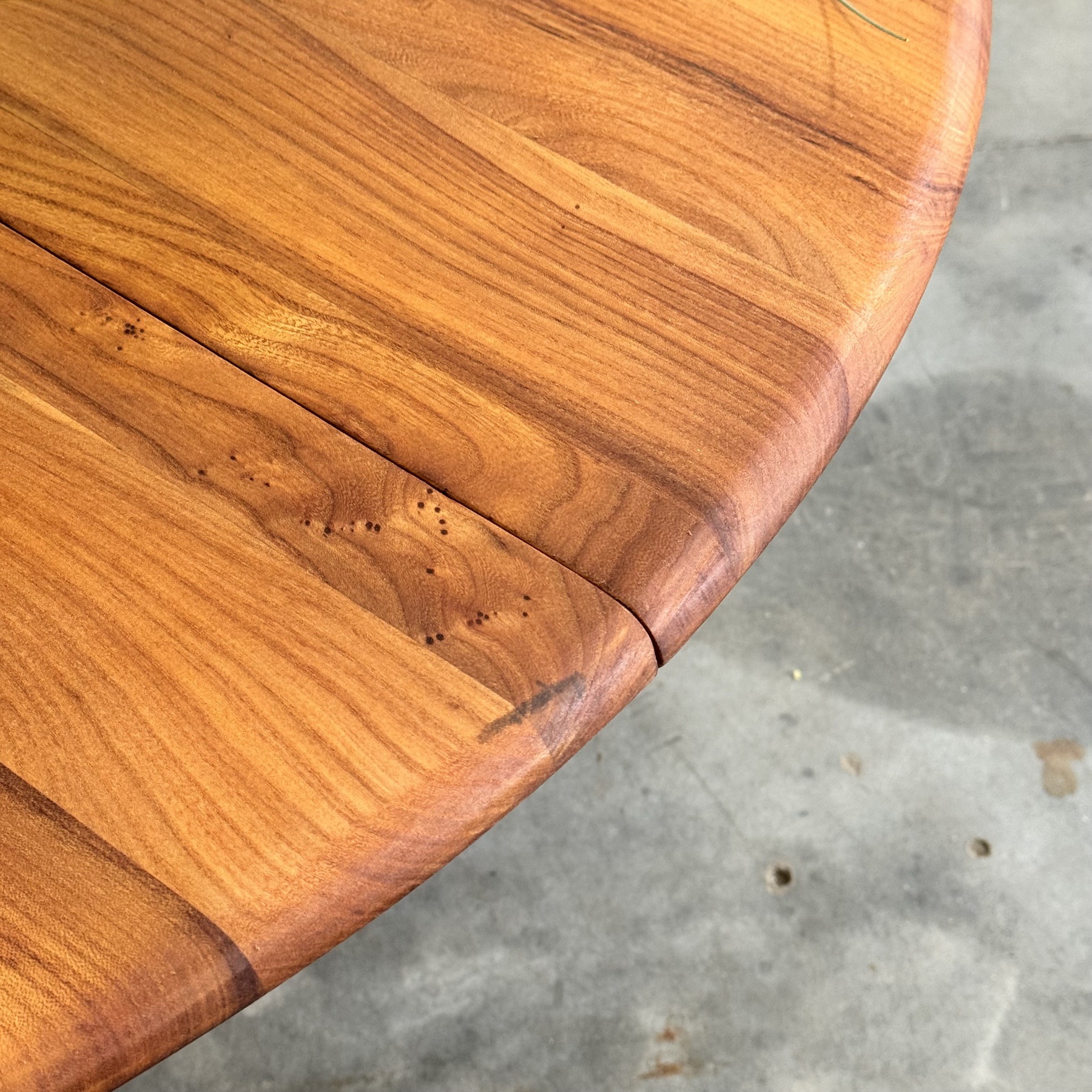 objet-vagabond-elm-table0008